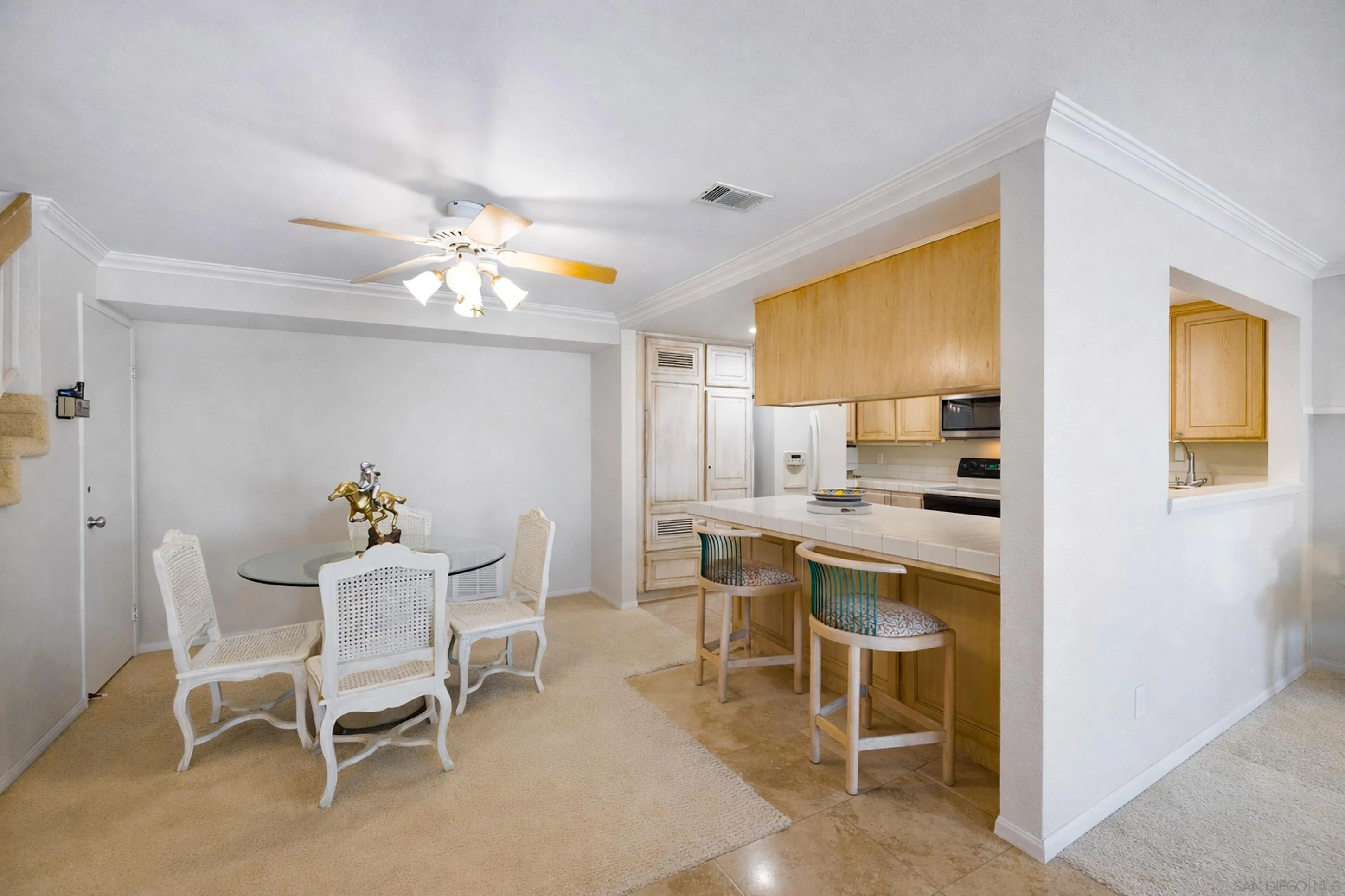 https://cdn.realtyfeed.com/cdn/127/260002224/26259bee17cd3a656be7438cfc8813da.webp