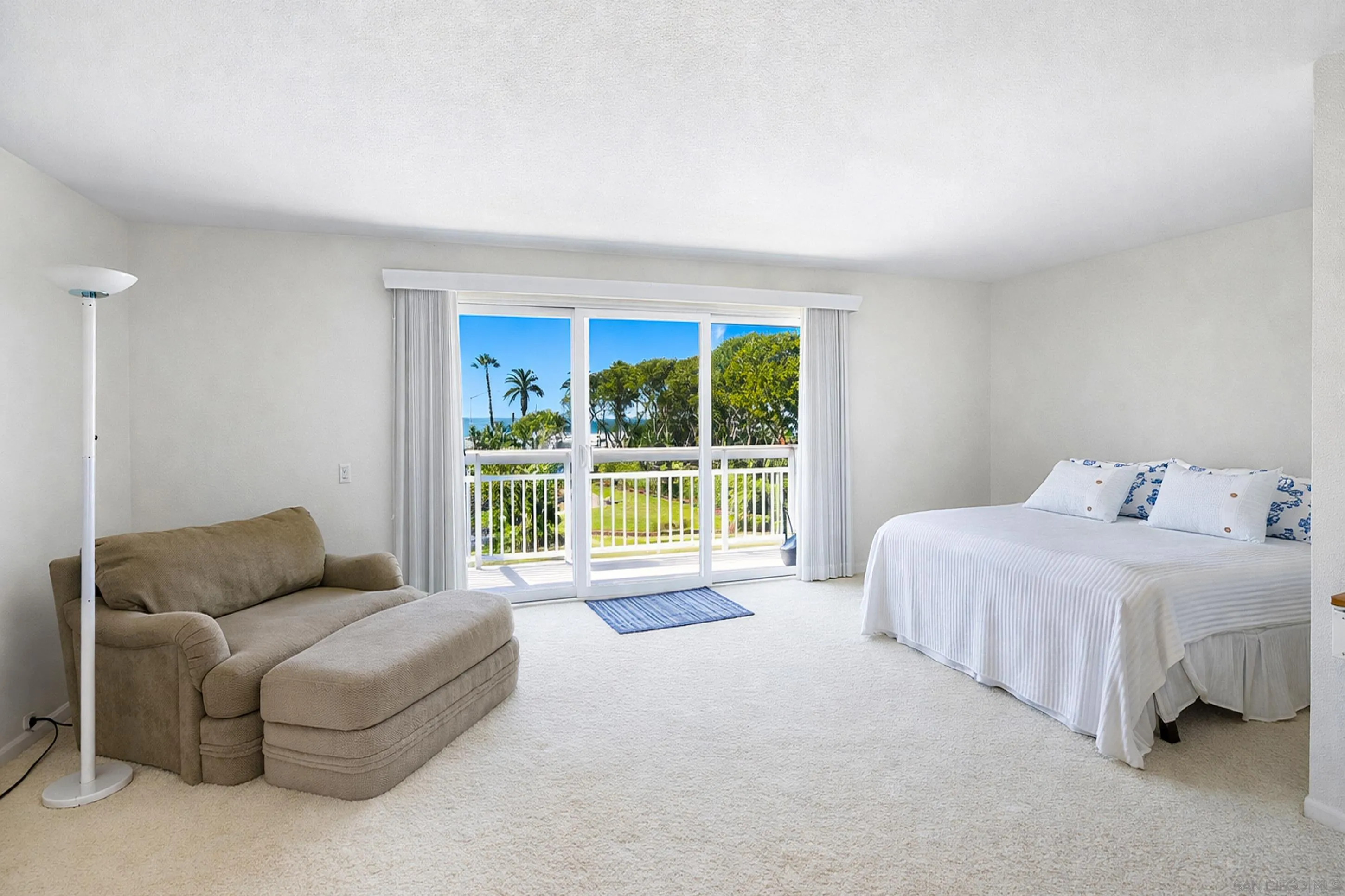 https://cdn.realtyfeed.com/cdn/127/260002224/8c8cf282430736d06049d905dd256668.webp