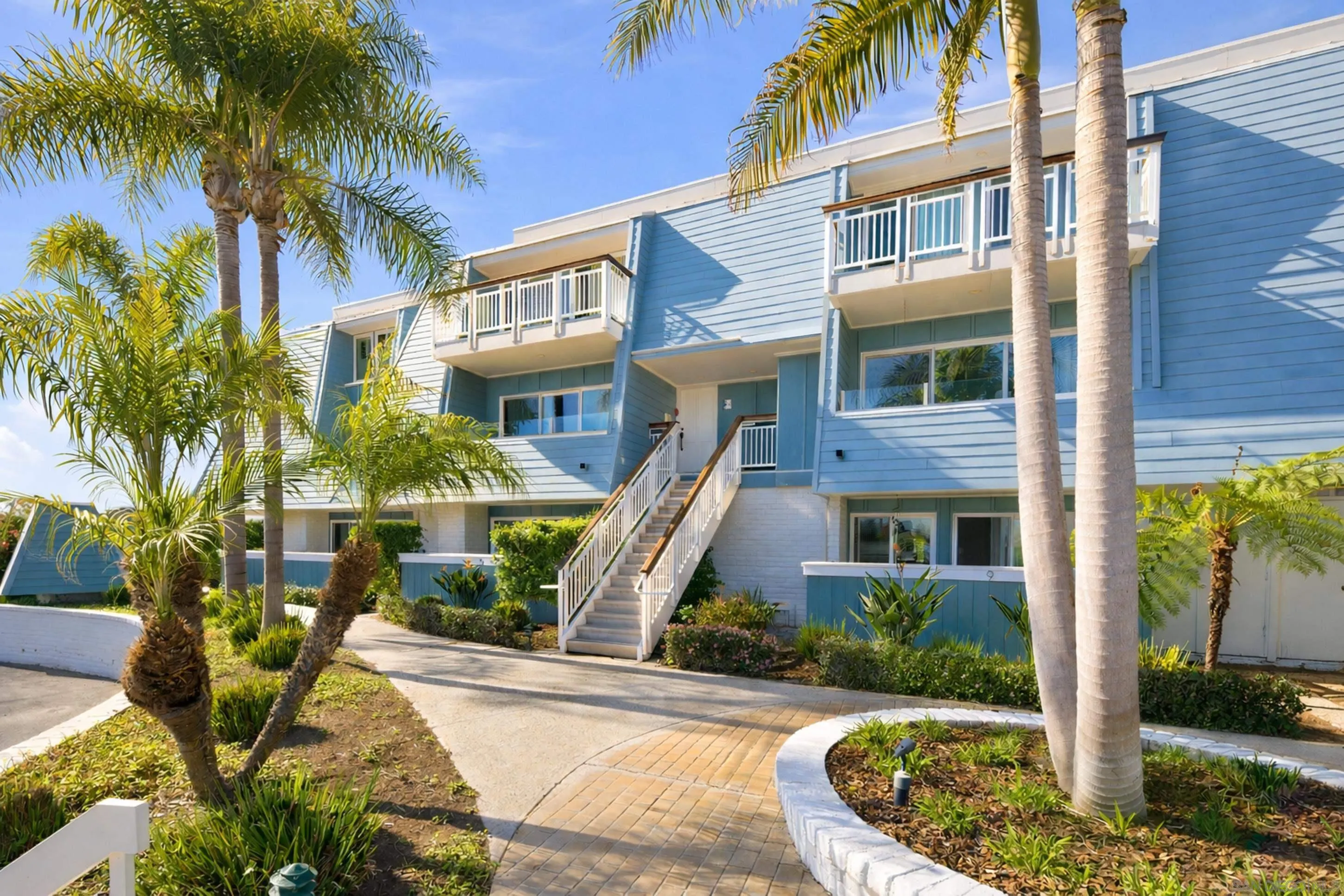 https://cdn.realtyfeed.com/cdn/127/260002224/9b3d22a118a38be4cece590f70633caf.webp