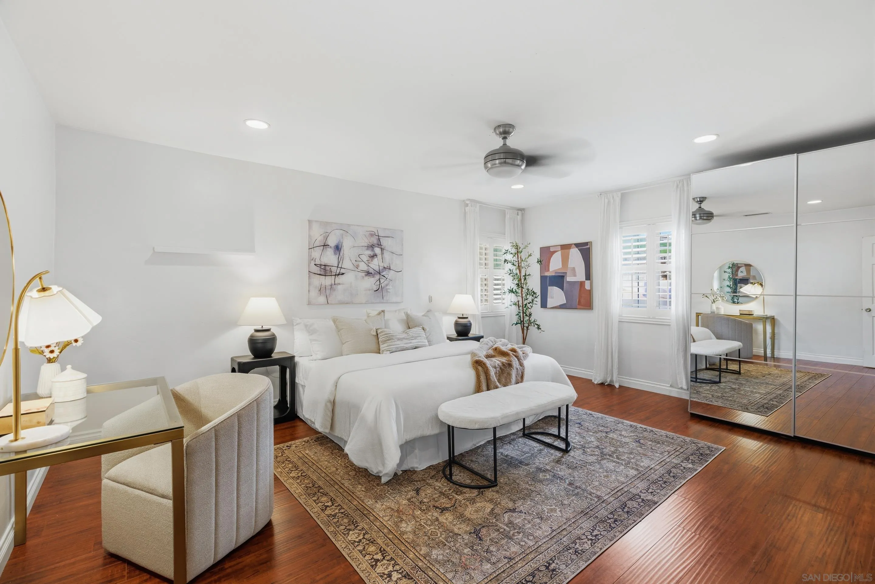 https://cdn.realtyfeed.com/cdn/127/260002225/92dbc36982265137073e9fd8b221b969.webp