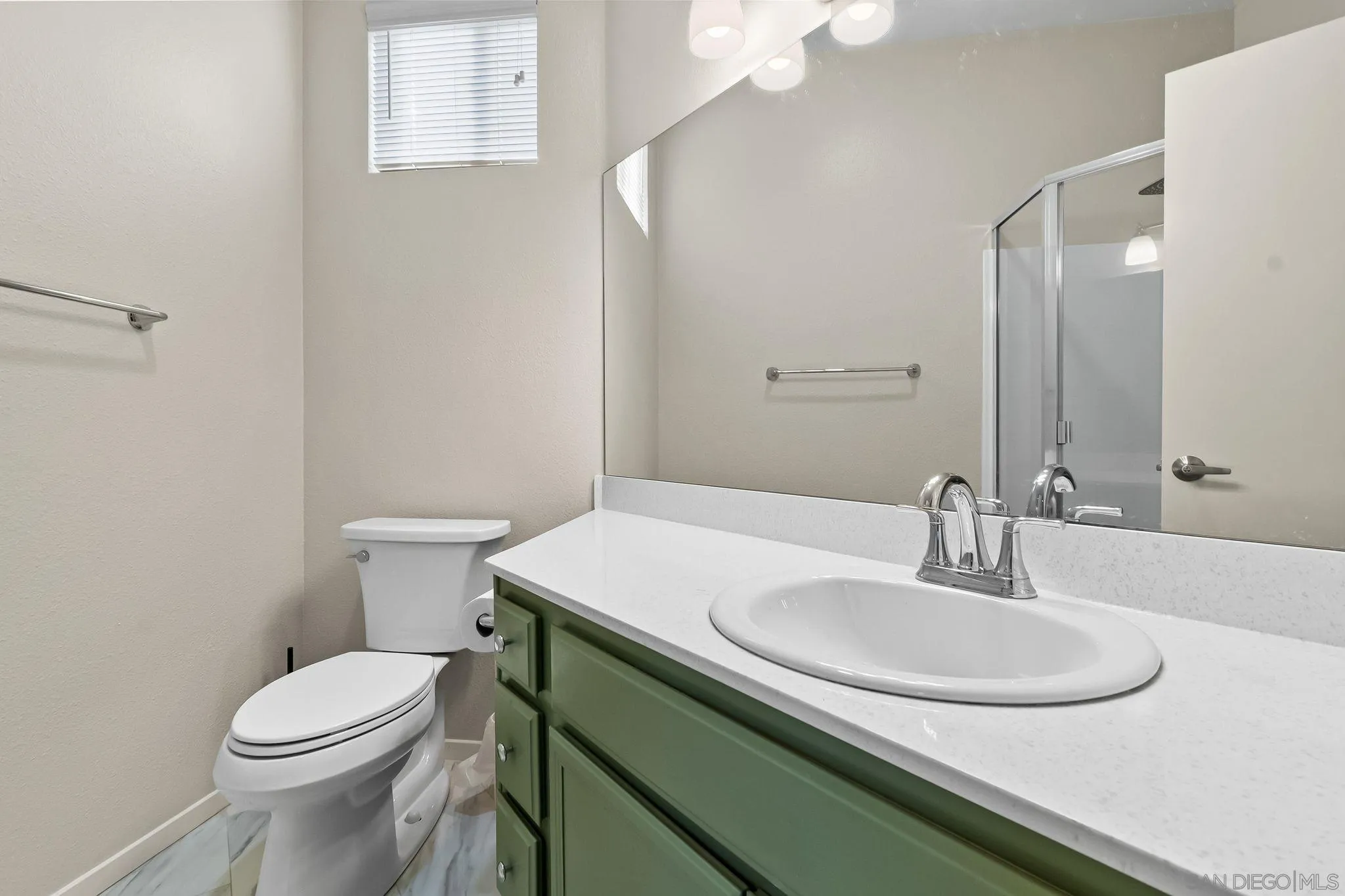 https://cdn.realtyfeed.com/cdn/127/260002227/654a85def1ff7741f50a76f5c463a023.webp