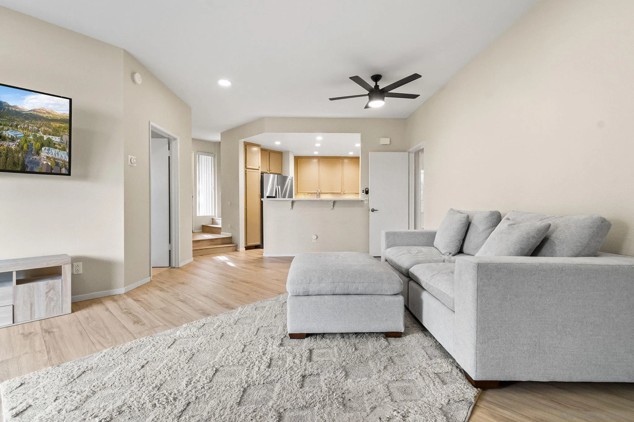 https://cdn.realtyfeed.com/cdn/127/260002227/711c82965345c4d544a0d4f0c7c4b595.webp