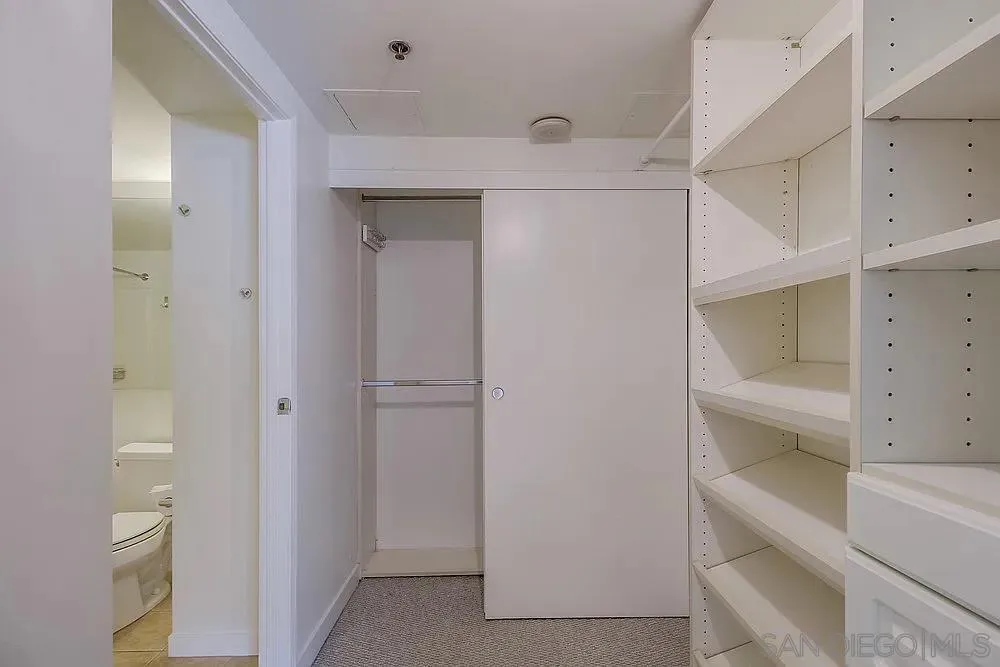 Photo #21: 260002231 Listing: Photo #21