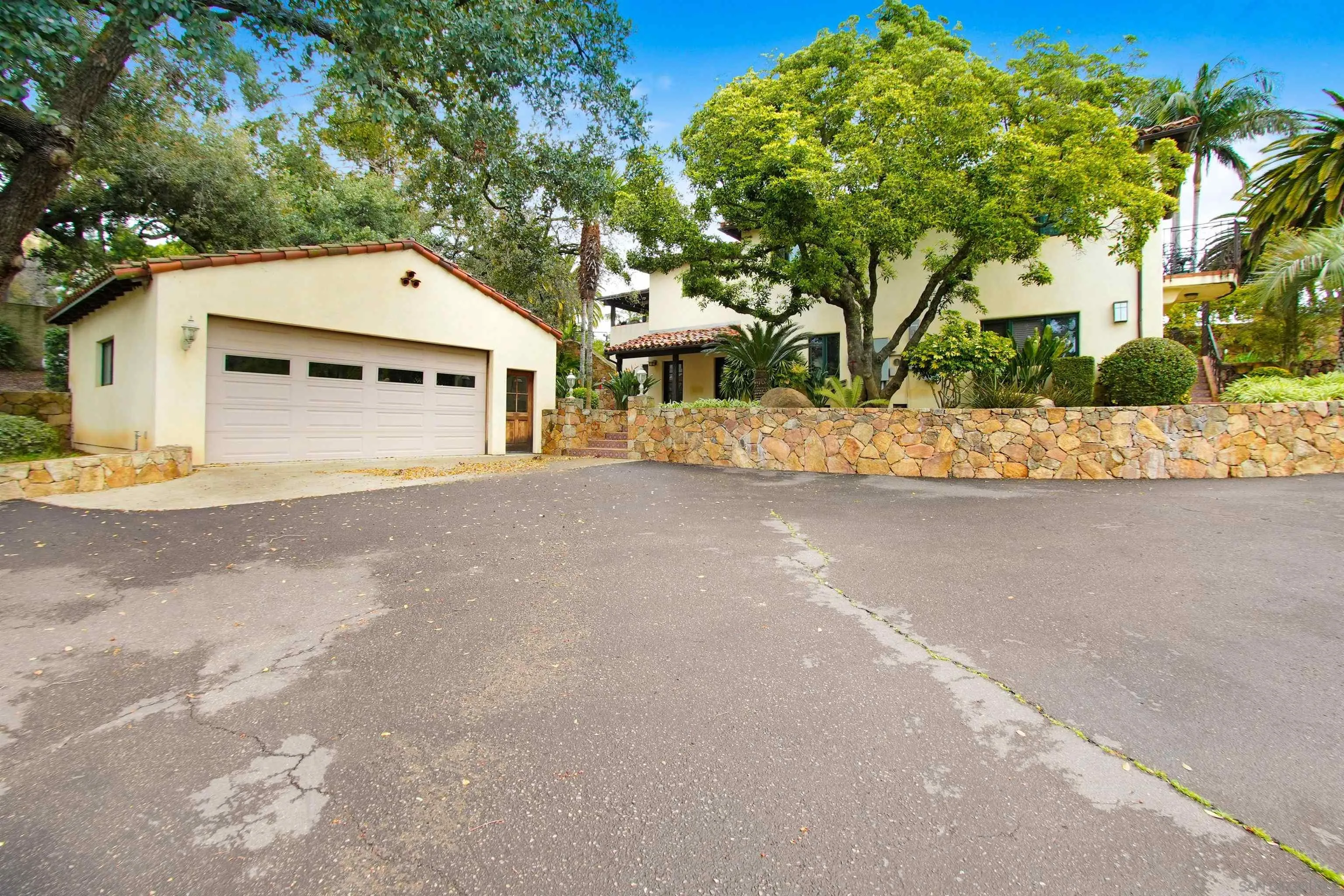 https://cdn.realtyfeed.com/cdn/127/260002232/547449bd226f2eca048c0392a76be708.webp