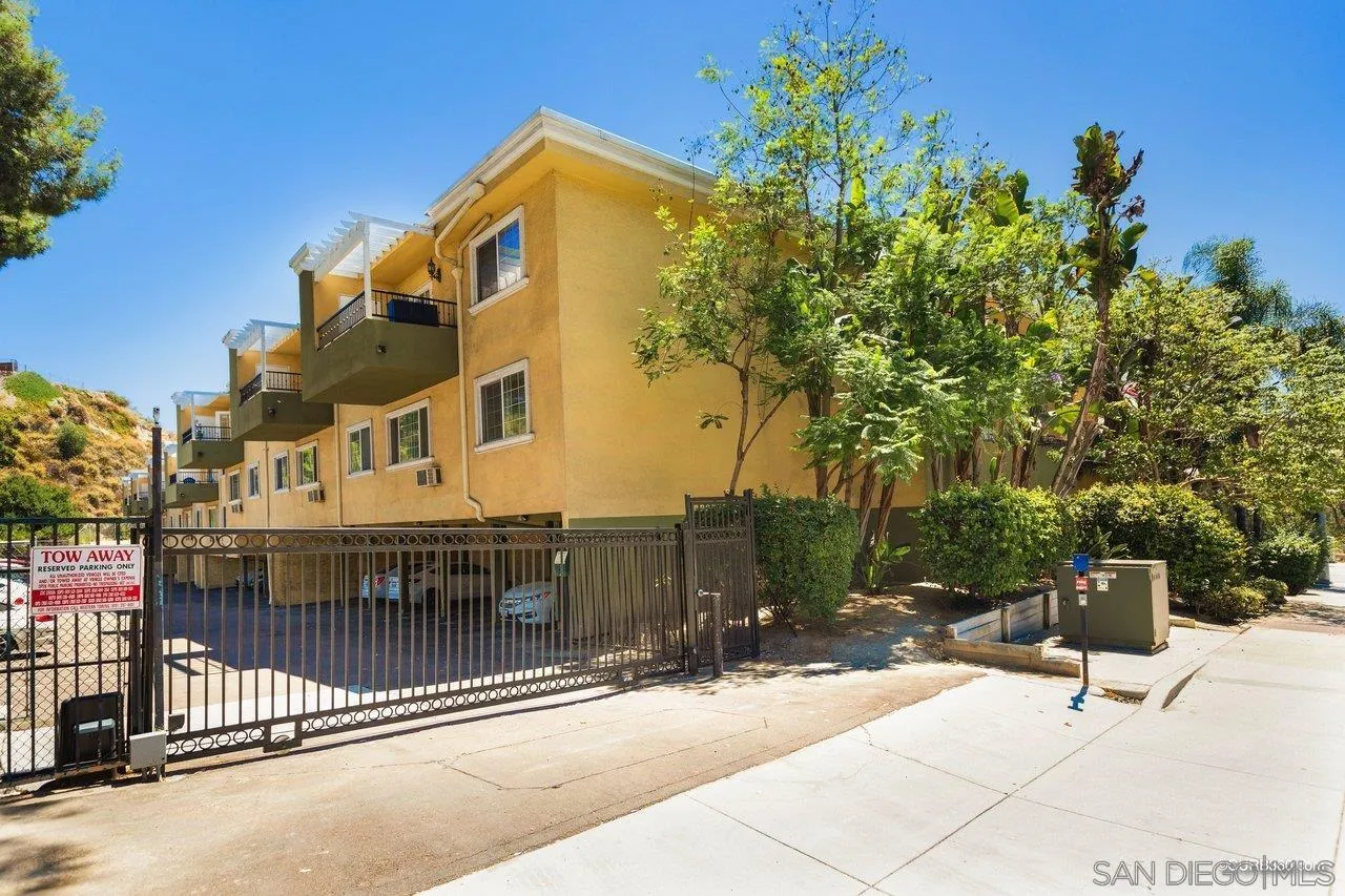 https://cdn.realtyfeed.com/cdn/127/260002233/3ed4511558a8a1215e31e166775c30fa.webp