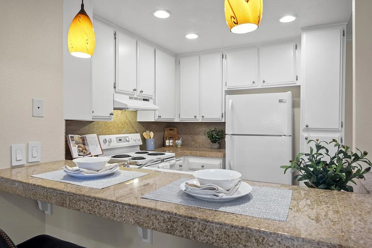 https://cdn.realtyfeed.com/cdn/127/260002234/43aaddf7758c64a6ac6ed088e27e760e.webp