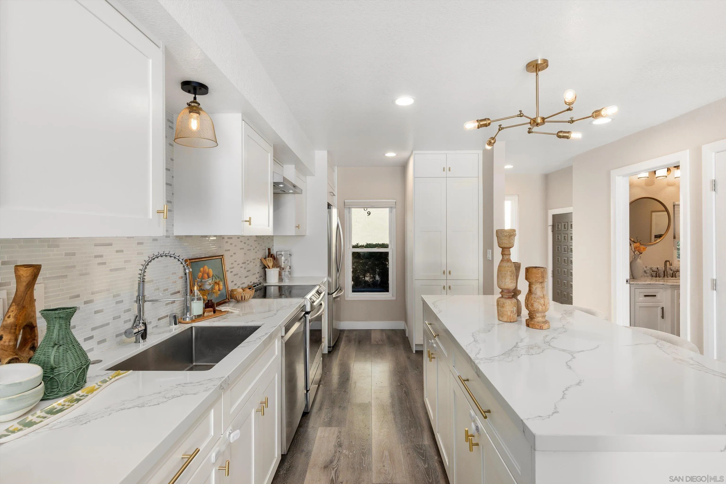 1913 Alga Rd Unit A, Carlsbad, CA 92009 - Photo 5 of 44, Carlsbad, CA