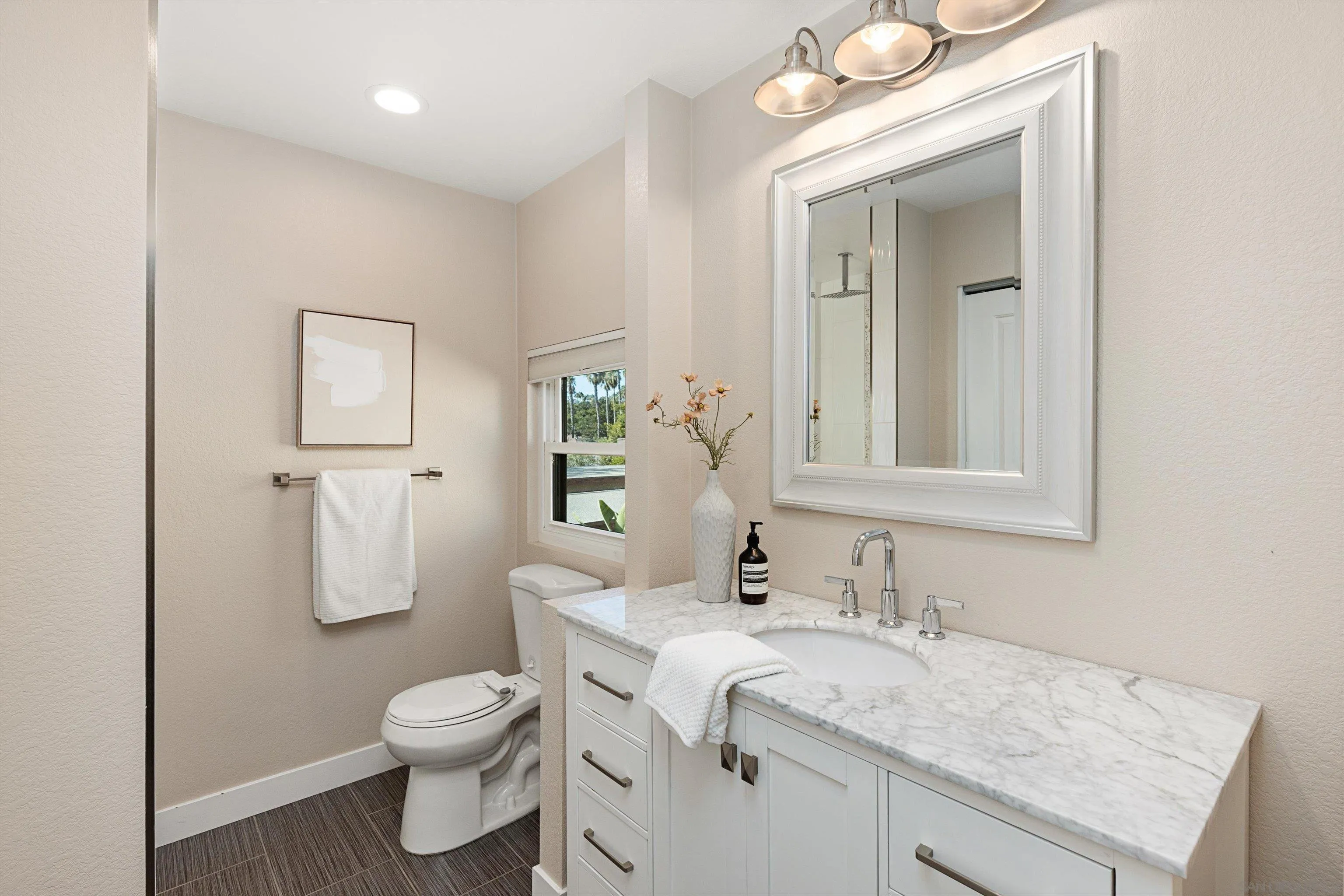 Photo #21: 260002240 Listing: Photo #21