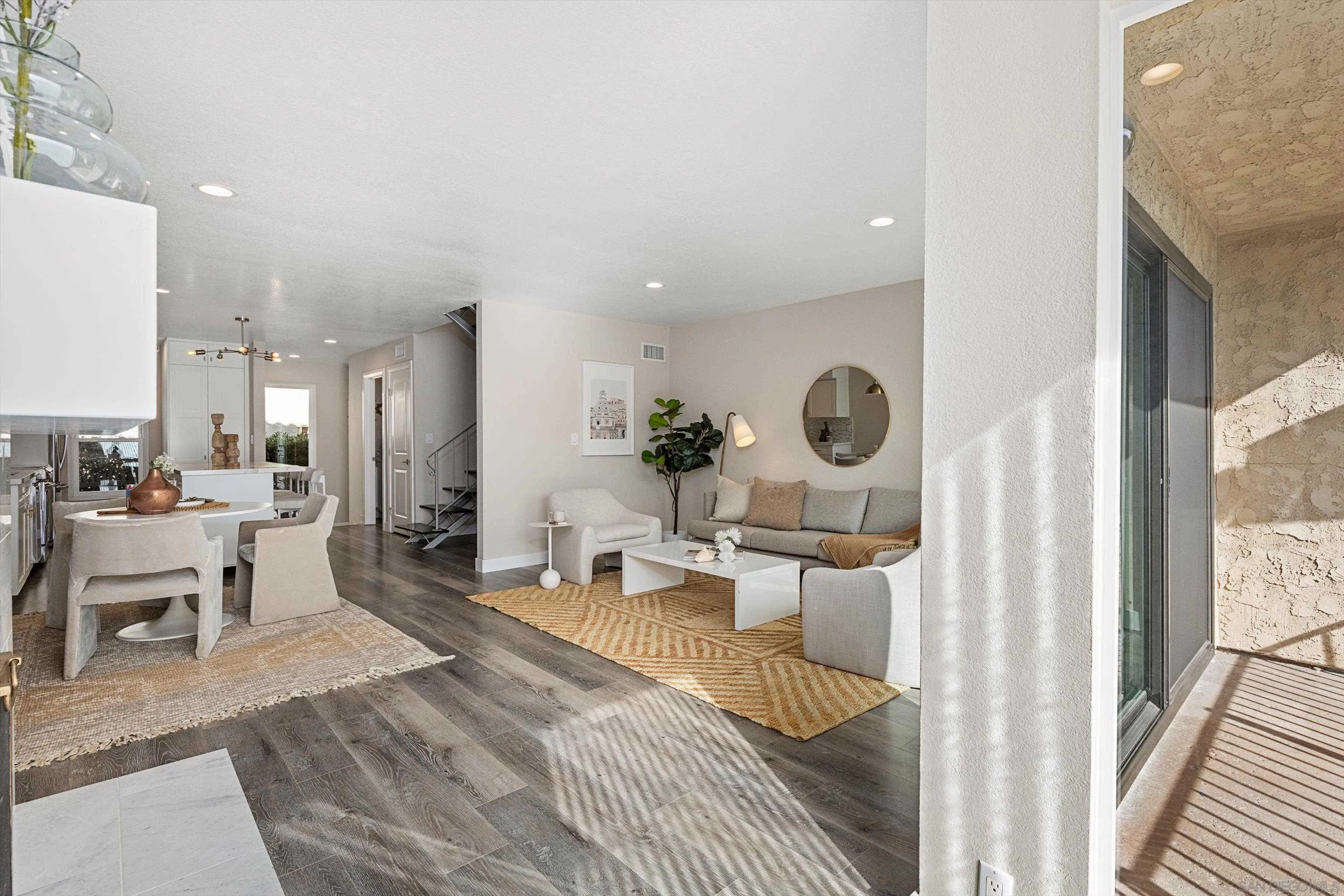 Photo #7: 260002240 Listing: Photo #7