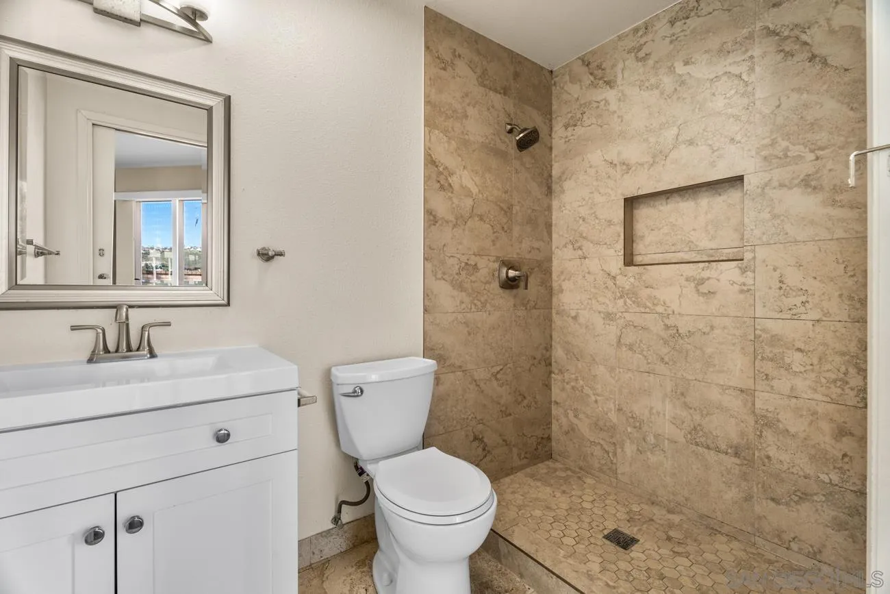 https://cdn.realtyfeed.com/cdn/127/260002241/297714f22a1633b53749c6ba2f239d0d.webp
