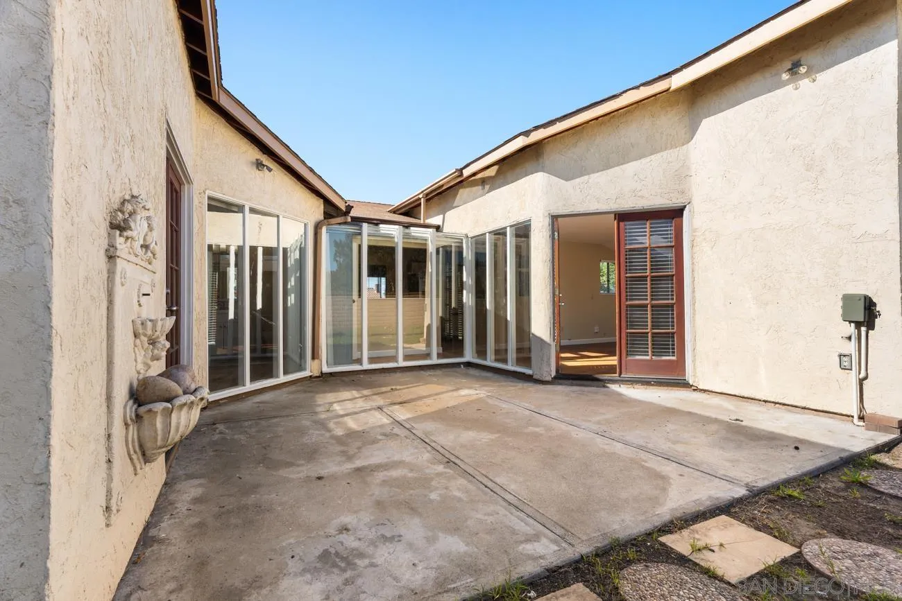 https://cdn.realtyfeed.com/cdn/127/260002241/2f64e3ad4f9c4a962c806c94a765fa3b.webp