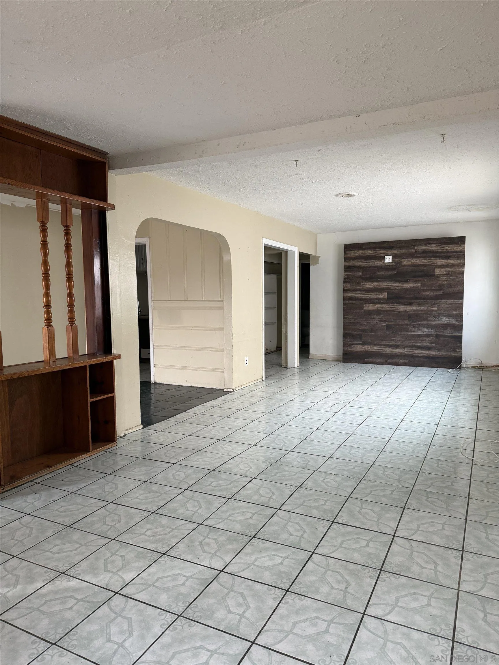https://cdn.realtyfeed.com/cdn/127/260002243/a8ee263228162414f05e8ce40a3e5a43.webp