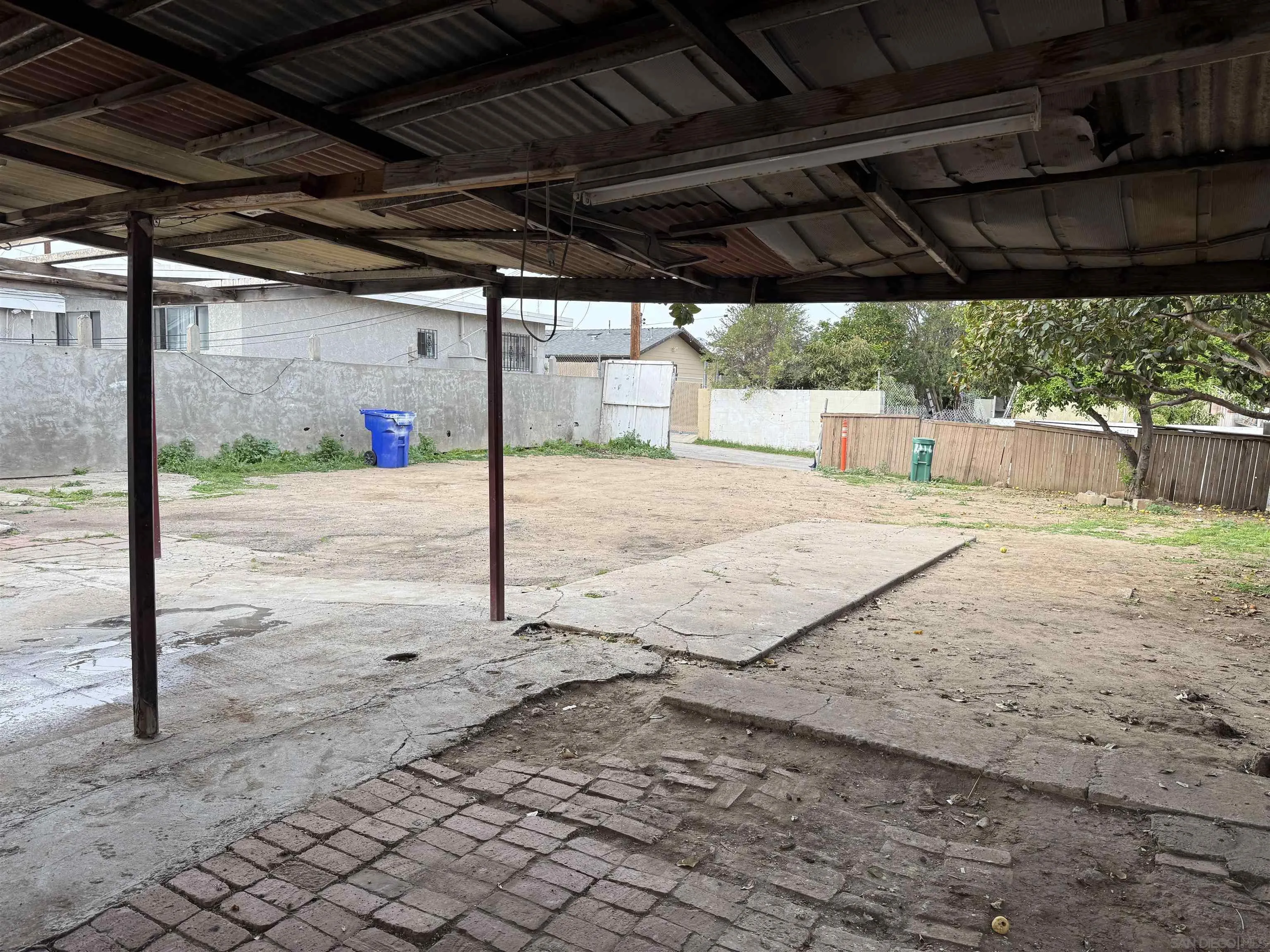 https://cdn.realtyfeed.com/cdn/127/260002243/ac25898fd25ad156412ccd42c618792a.webp