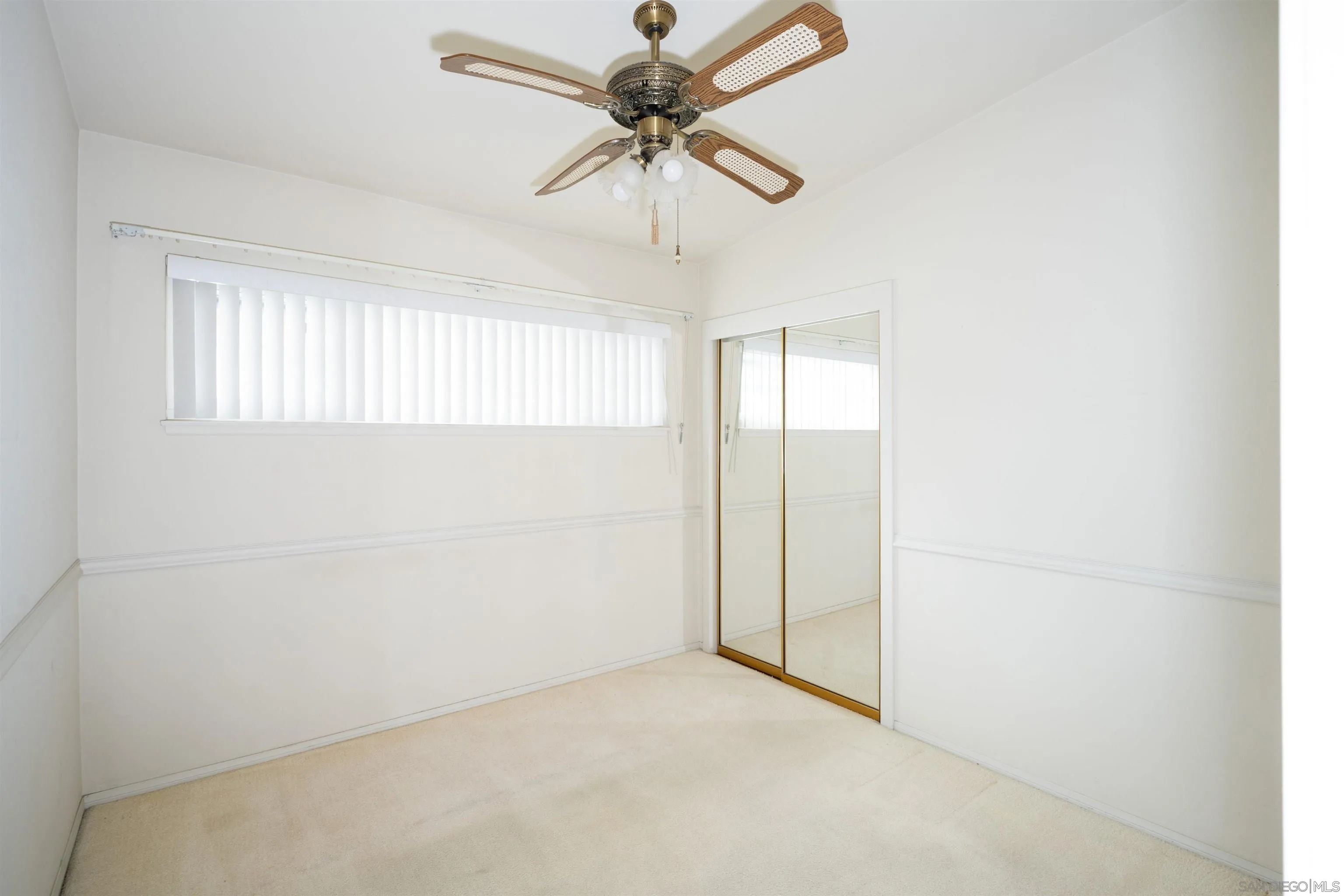 https://cdn.realtyfeed.com/cdn/127/260002244/23ce608ffe1b7b022602e42715ba235e.webp