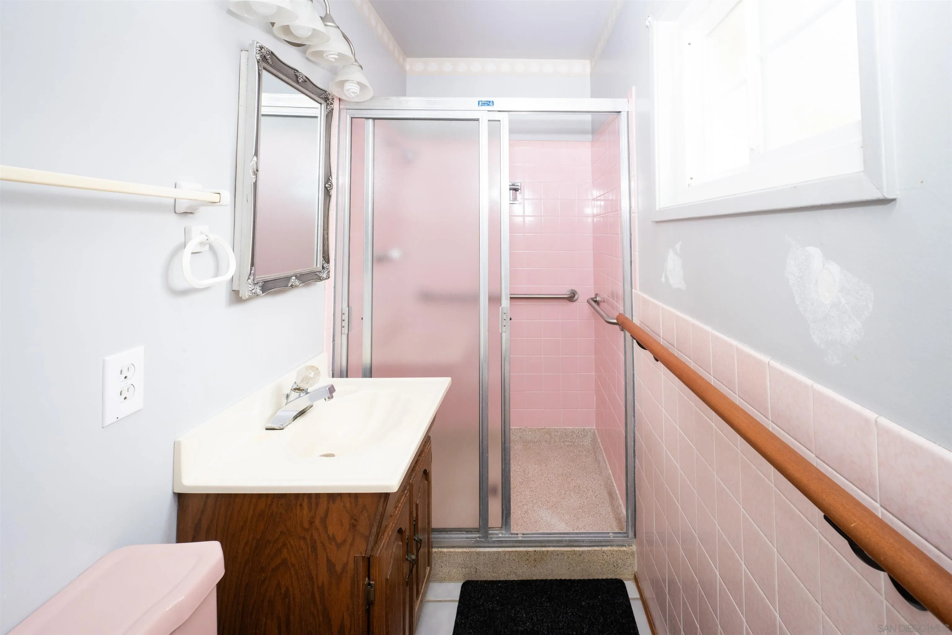 https://cdn.realtyfeed.com/cdn/127/260002244/30f04f89116828016b0f66671f5fbb37.webp