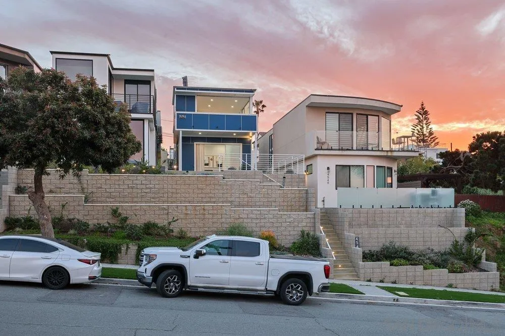 https://cdn.realtyfeed.com/cdn/127/260002246/7ad1e8fe0fff4f3a9818054c5e027640.webp