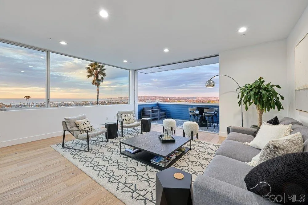https://cdn.realtyfeed.com/cdn/127/260002246/b50dd81649fdb37238d7a3818db5da31.webp