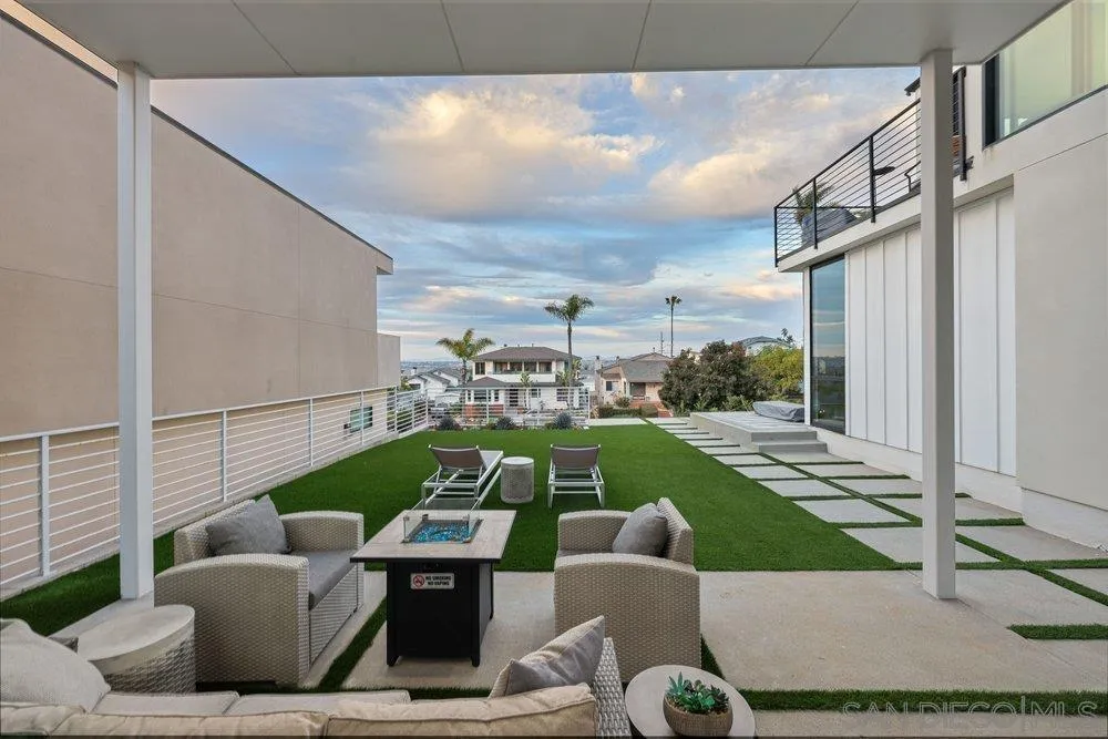 https://cdn.realtyfeed.com/cdn/127/260002246/ced642d525a76dae06b8073763d630db.webp