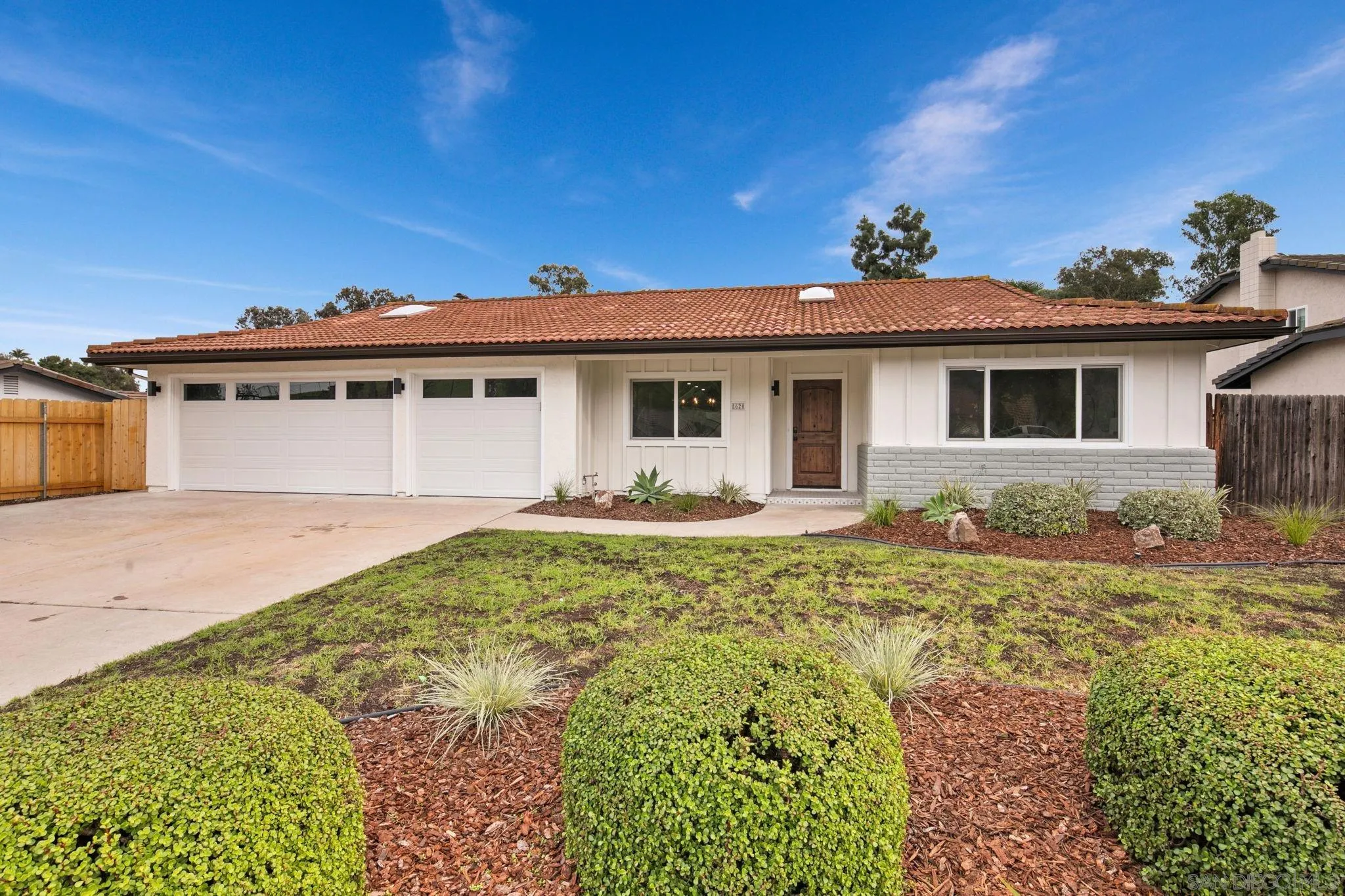 https://cdn.realtyfeed.com/cdn/127/260002247/64e2f33641fb3ae018ccdbbb6881f575.webp