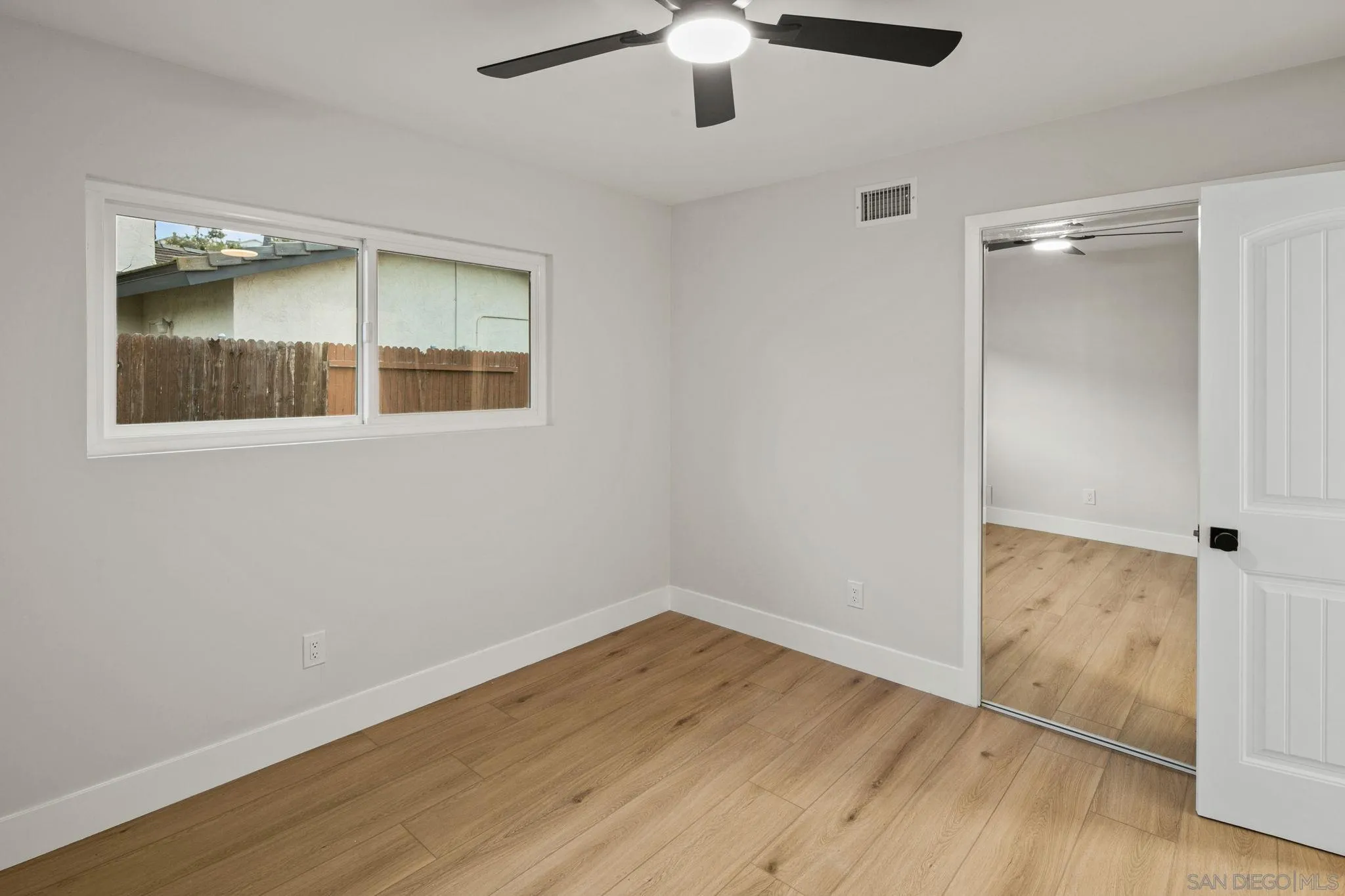 https://cdn.realtyfeed.com/cdn/127/260002247/8adf65782cf85d96101321313daded7e.webp