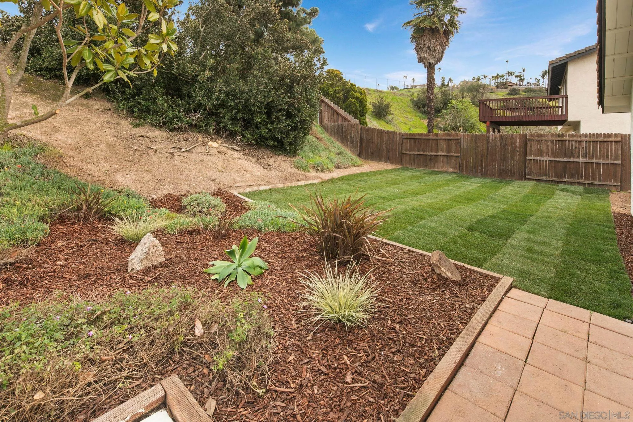 https://cdn.realtyfeed.com/cdn/127/260002247/931a3ab5d119f97767a78ffb42d78ee8.webp