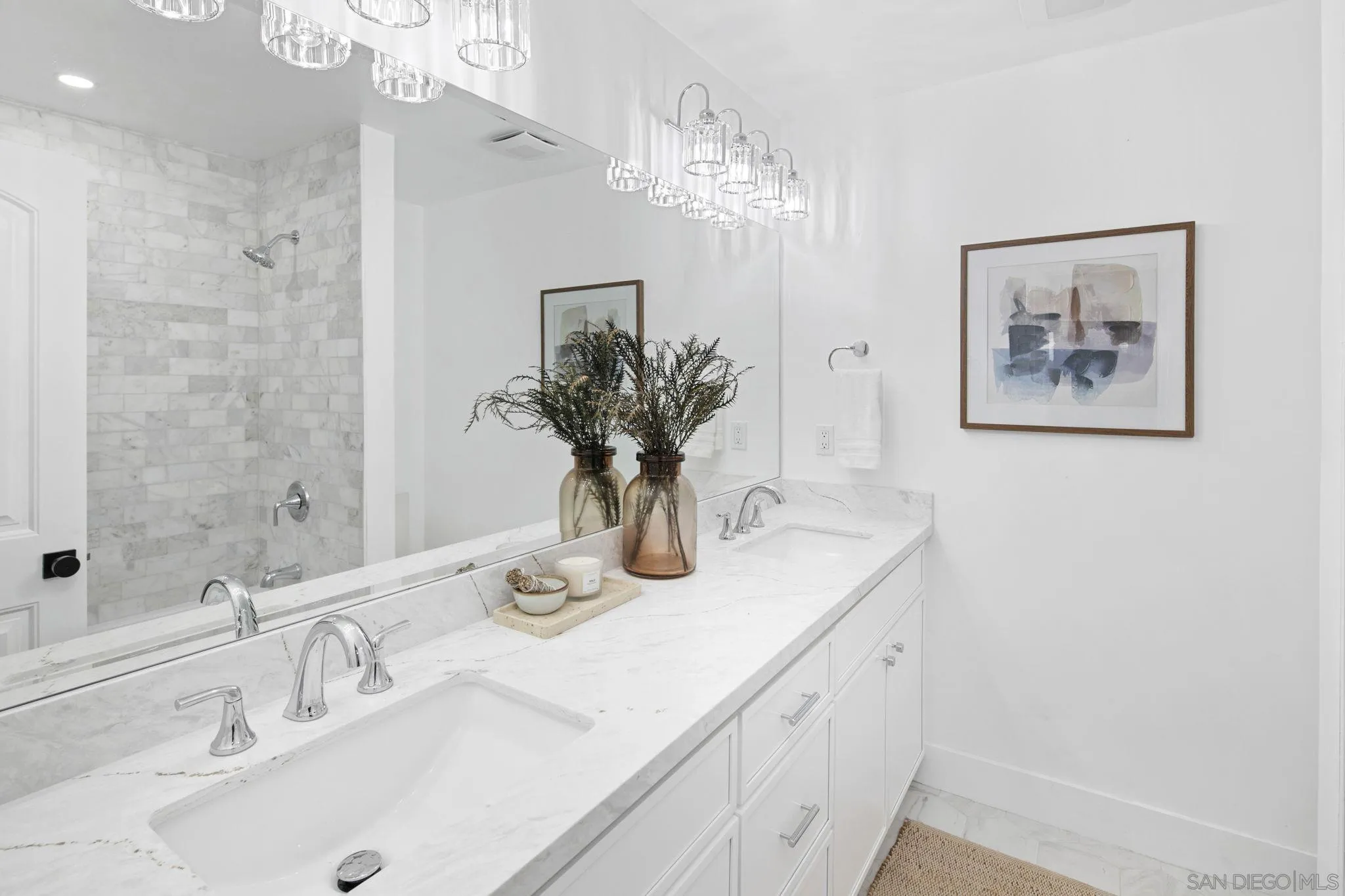 https://cdn.realtyfeed.com/cdn/127/260002247/9505b3db55a0d9f9e1d21b1e3da74945.webp