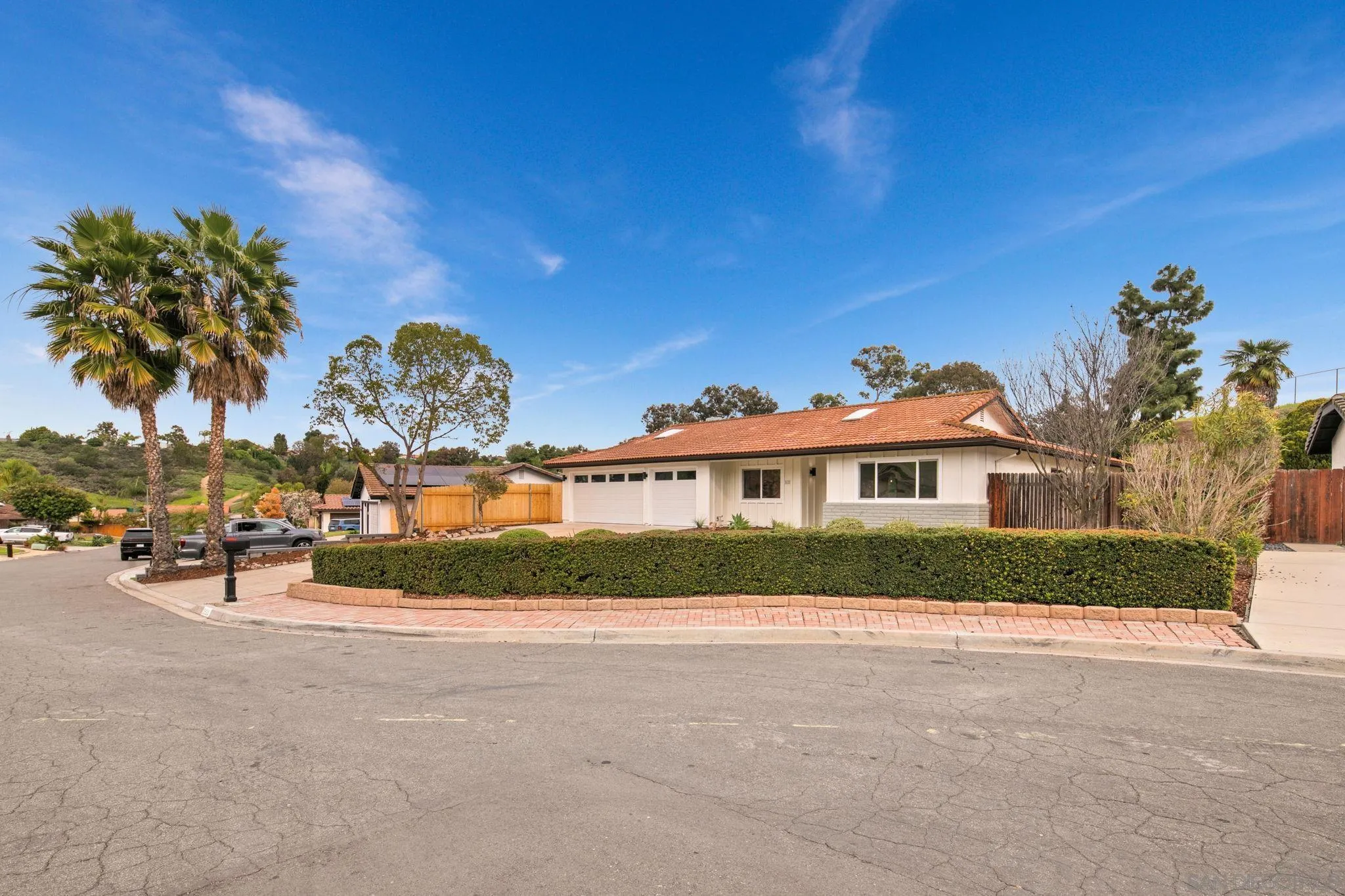 https://cdn.realtyfeed.com/cdn/127/260002247/b396755d888fa05d249f1ae7b3c88bc2.webp