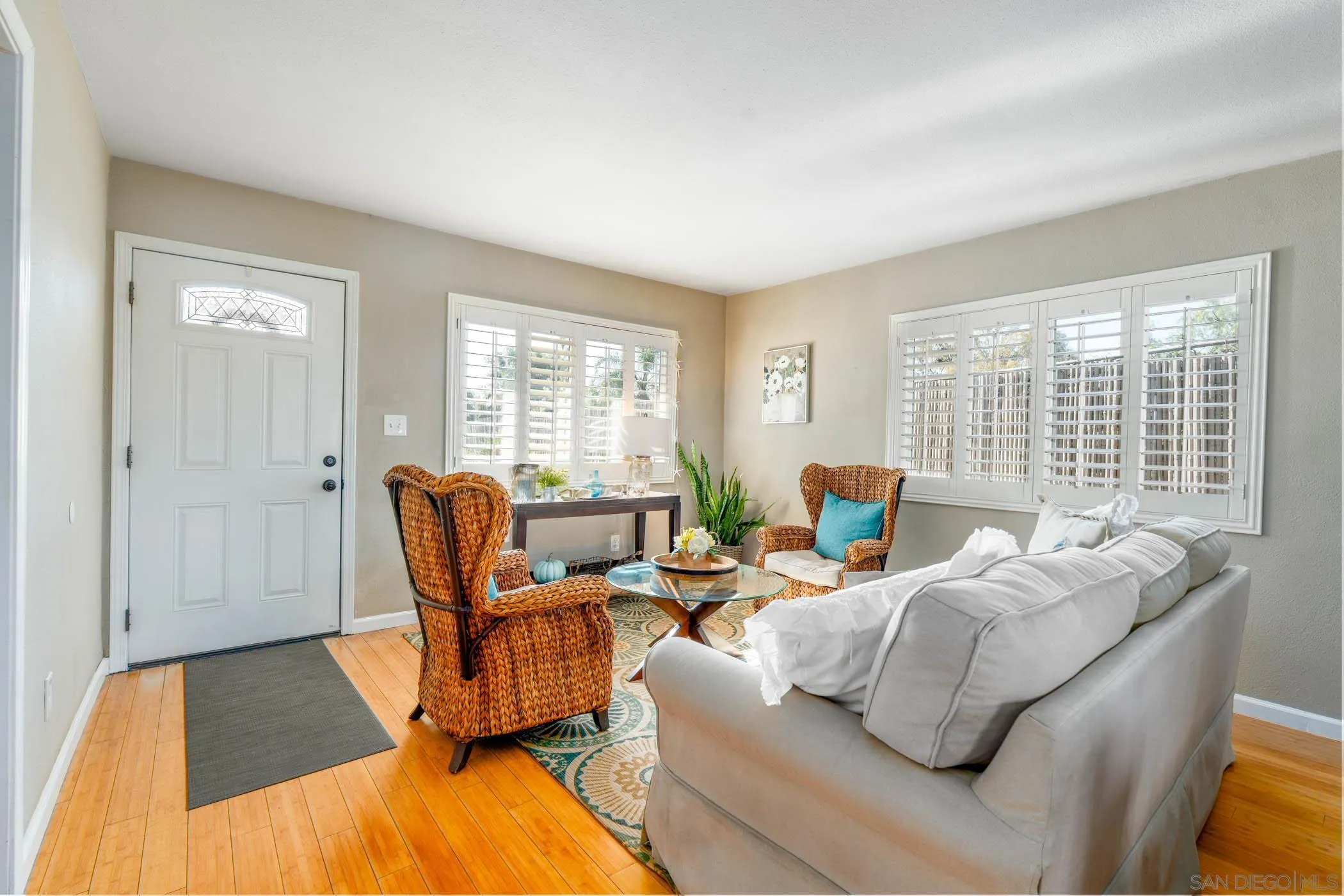 https://cdn.realtyfeed.com/cdn/127/260002251/d04fa9315a422f2c6f5c9fb6bd1e0992.webp
