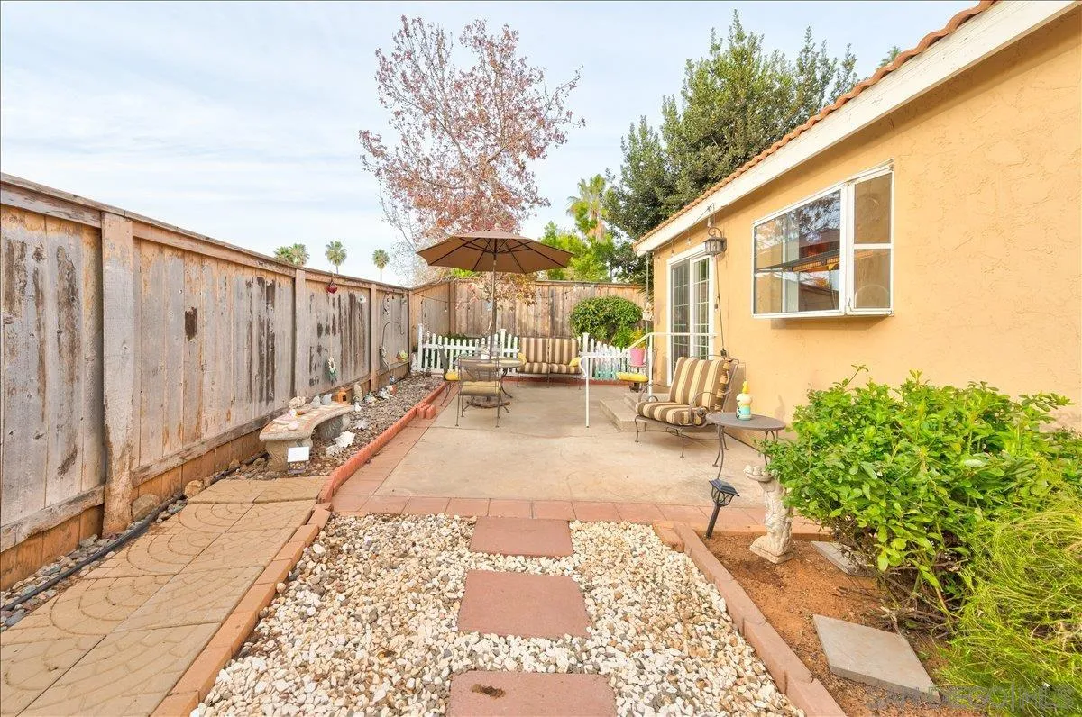 https://cdn.realtyfeed.com/cdn/127/260002254/f78086f82685ffb68306a62516b29bac.webp