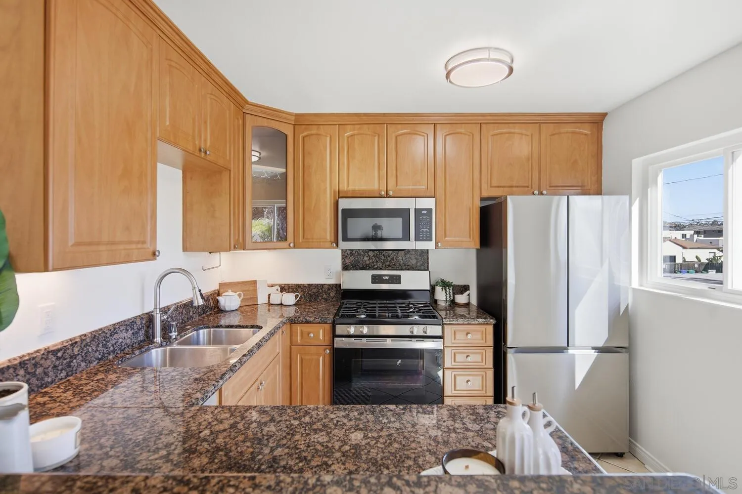 https://cdn.realtyfeed.com/cdn/127/260002262/405c716b7f878261d74e77f02d05363c.webp