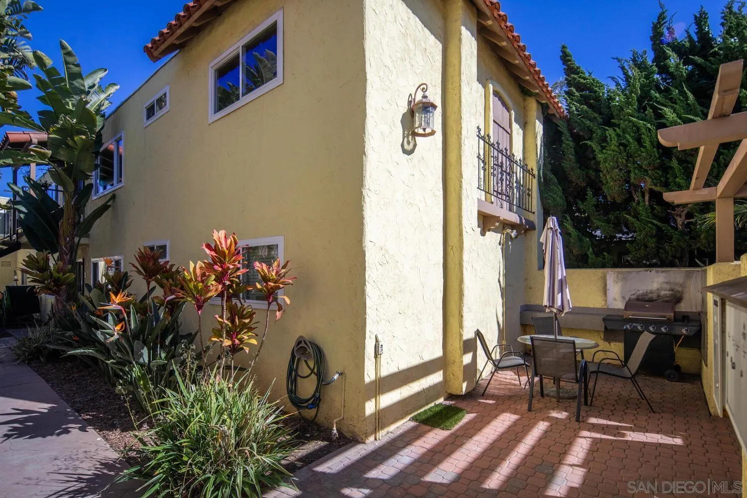 https://cdn.realtyfeed.com/cdn/127/260002262/e1f608808771ff3854759804c1888965.webp