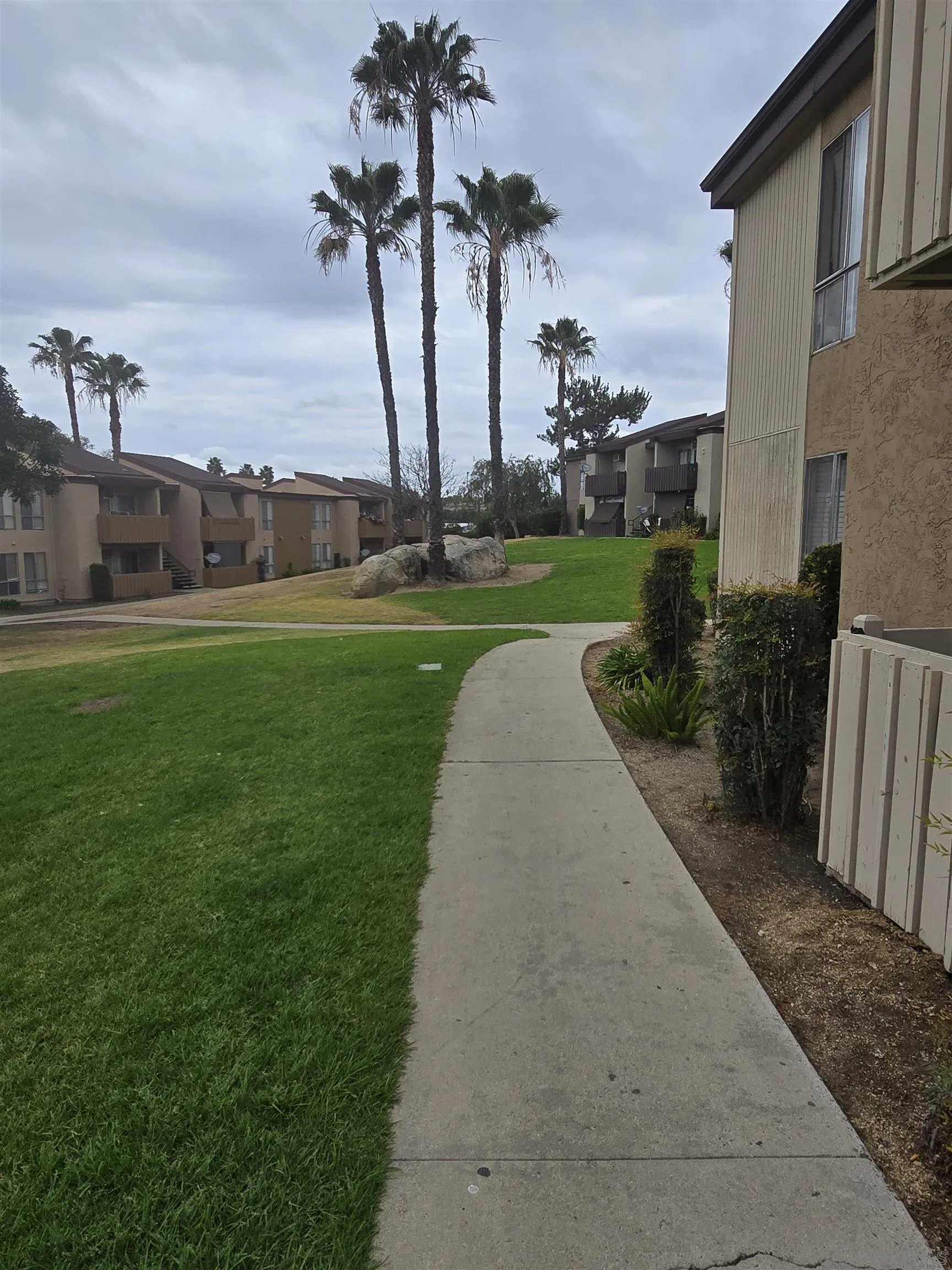 https://cdn.realtyfeed.com/cdn/127/260002267/86d6ba705762851c8afb235e9629bc30.webp