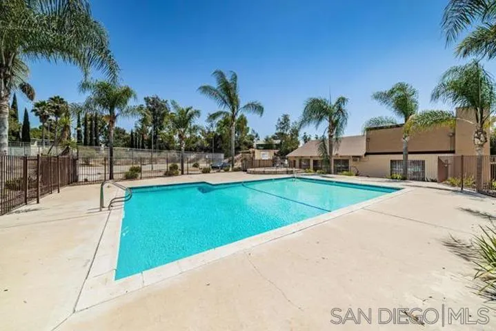 https://cdn.realtyfeed.com/cdn/127/260002267/b12bb173ead278c5bdf8469b1506eb00.webp