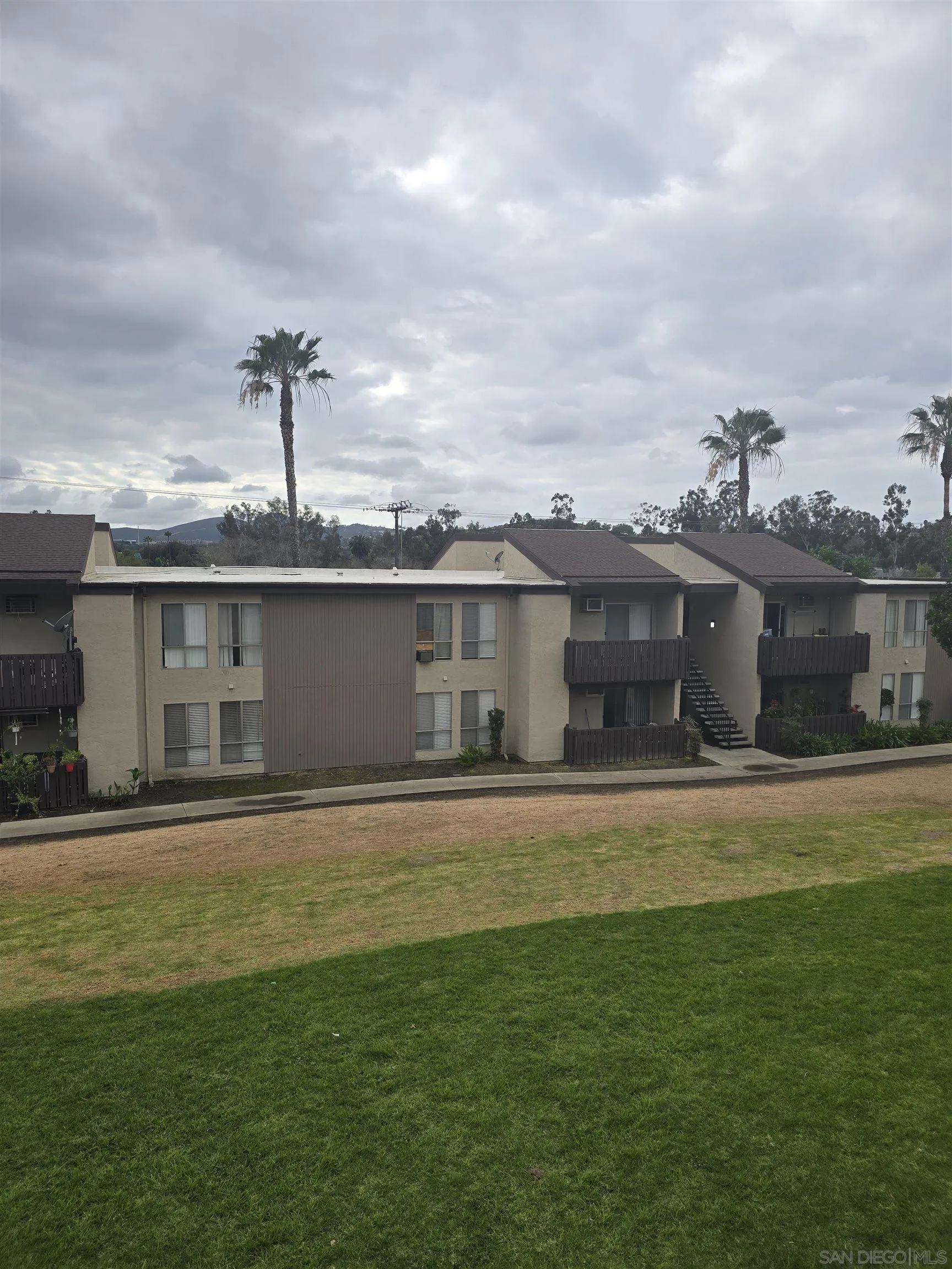 https://cdn.realtyfeed.com/cdn/127/260002267/c1f1c0c254287ba967fa64fbeafedf85.webp