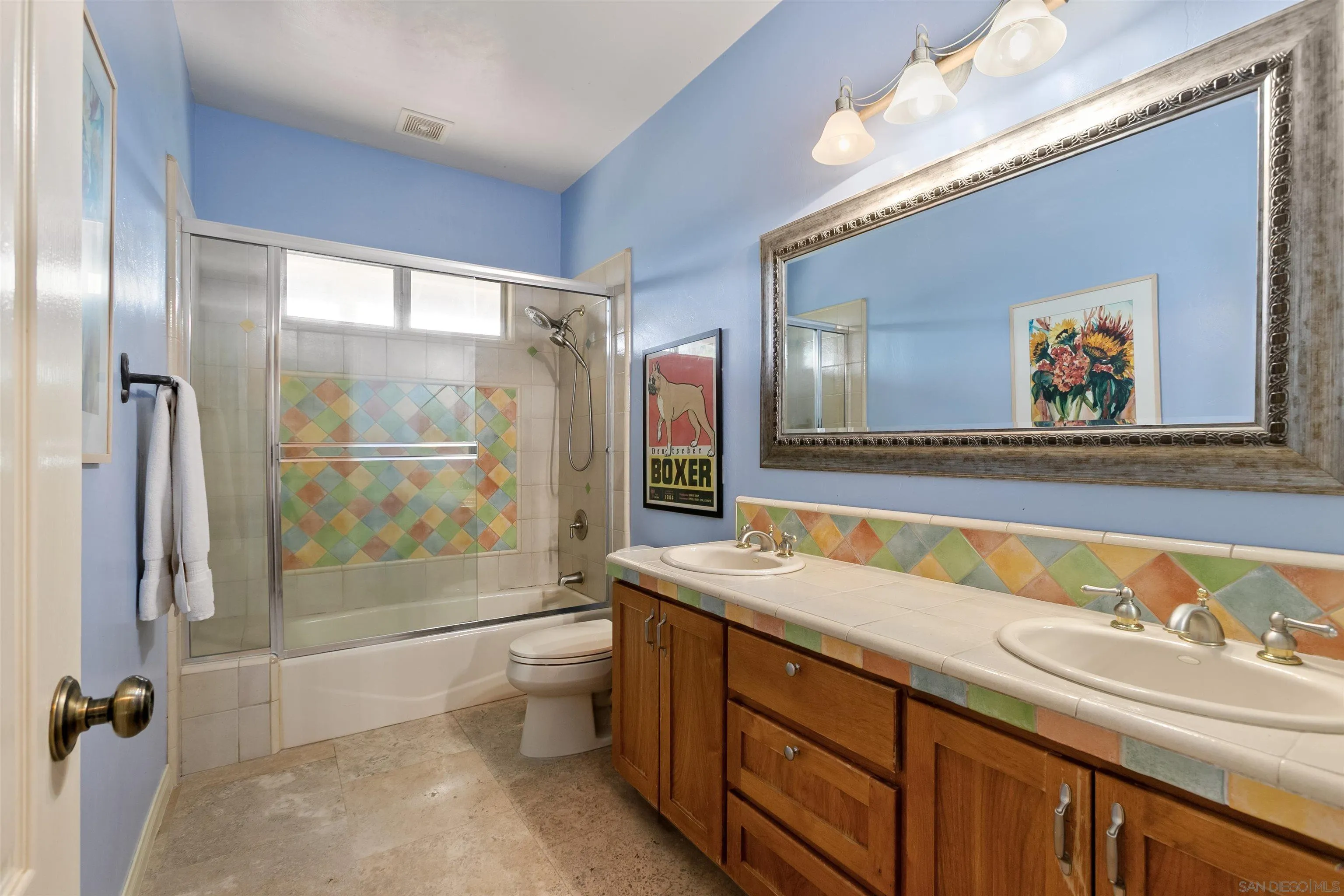 https://cdn.realtyfeed.com/cdn/127/260002269/879e979b0c2877b5872a8c65273601b8.webp