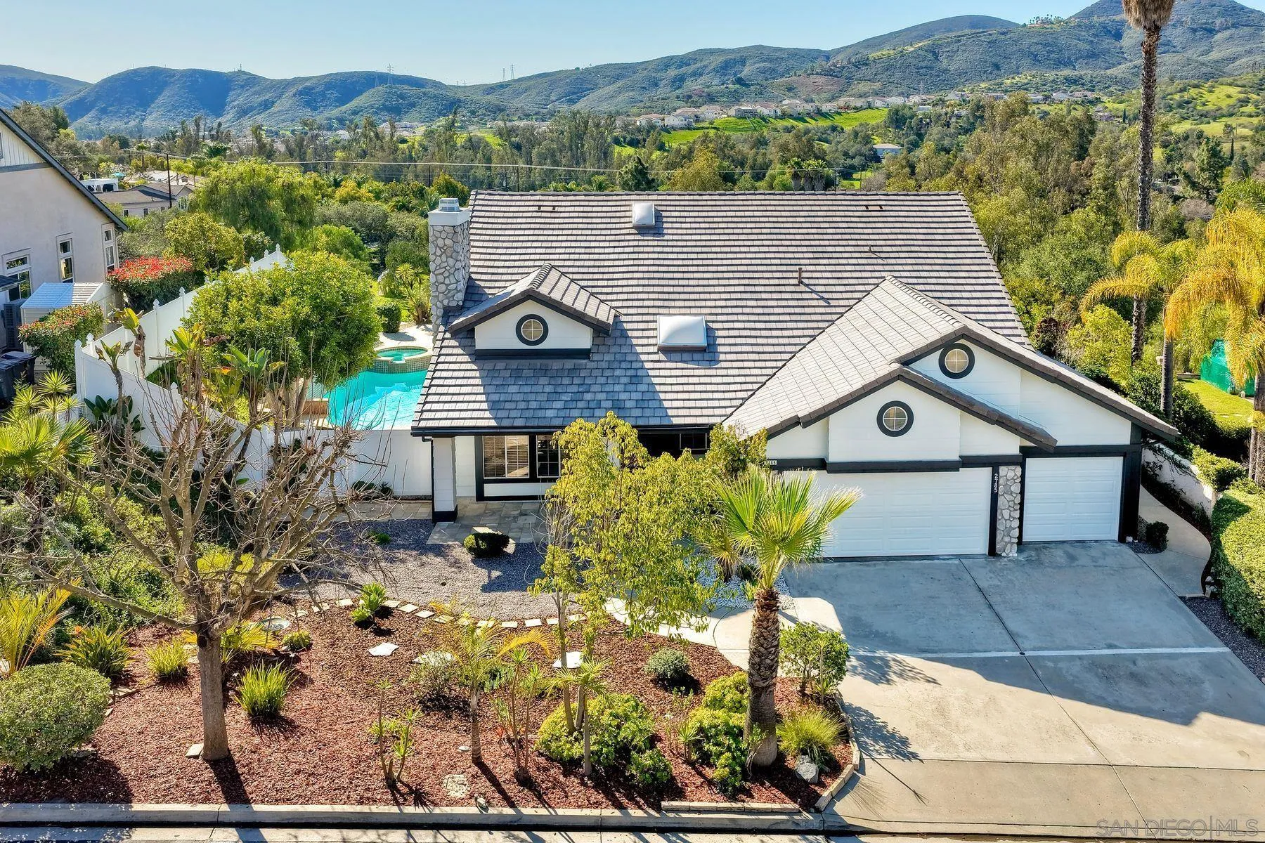 https://cdn.realtyfeed.com/cdn/127/260002271/07b634a640b74c7fa854f4464e957fab.webp