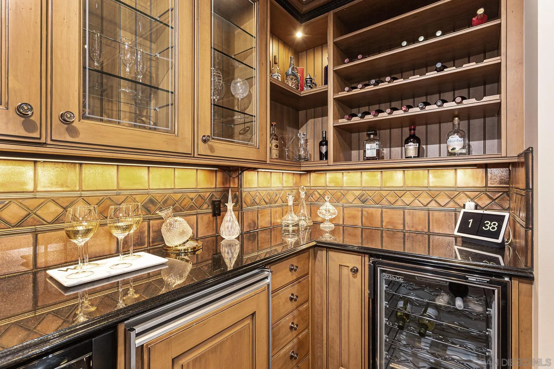 Photo #14: 260002272 Listing: Photo #14