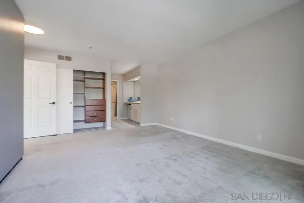 Photo #33: 260002281 Listing: Photo #33