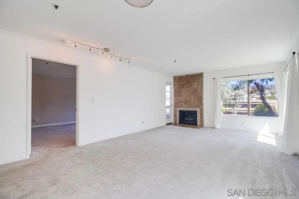 Photo #5: 260002281 Listing: Photo #5