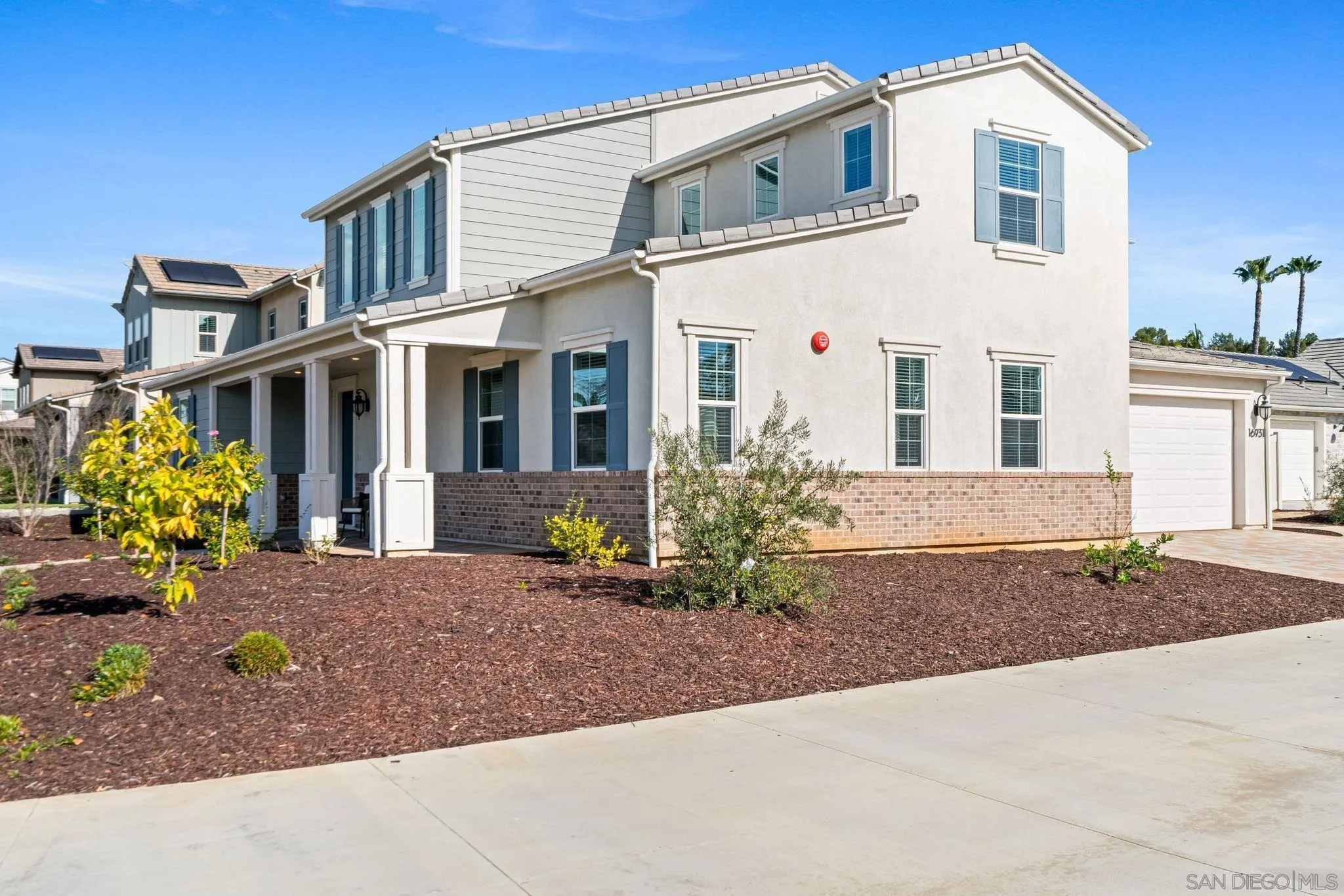 https://cdn.realtyfeed.com/cdn/127/260002283/594c29f0390d10e1743baf10355f8b43.webp