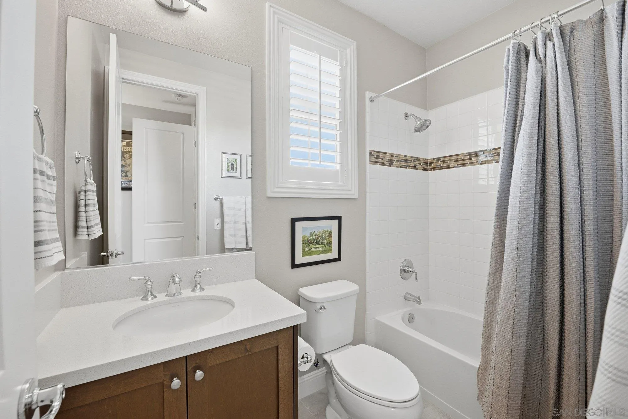 https://cdn.realtyfeed.com/cdn/127/260002288/a34a348bddd34d6f70b3273f7b1f8ca8.webp