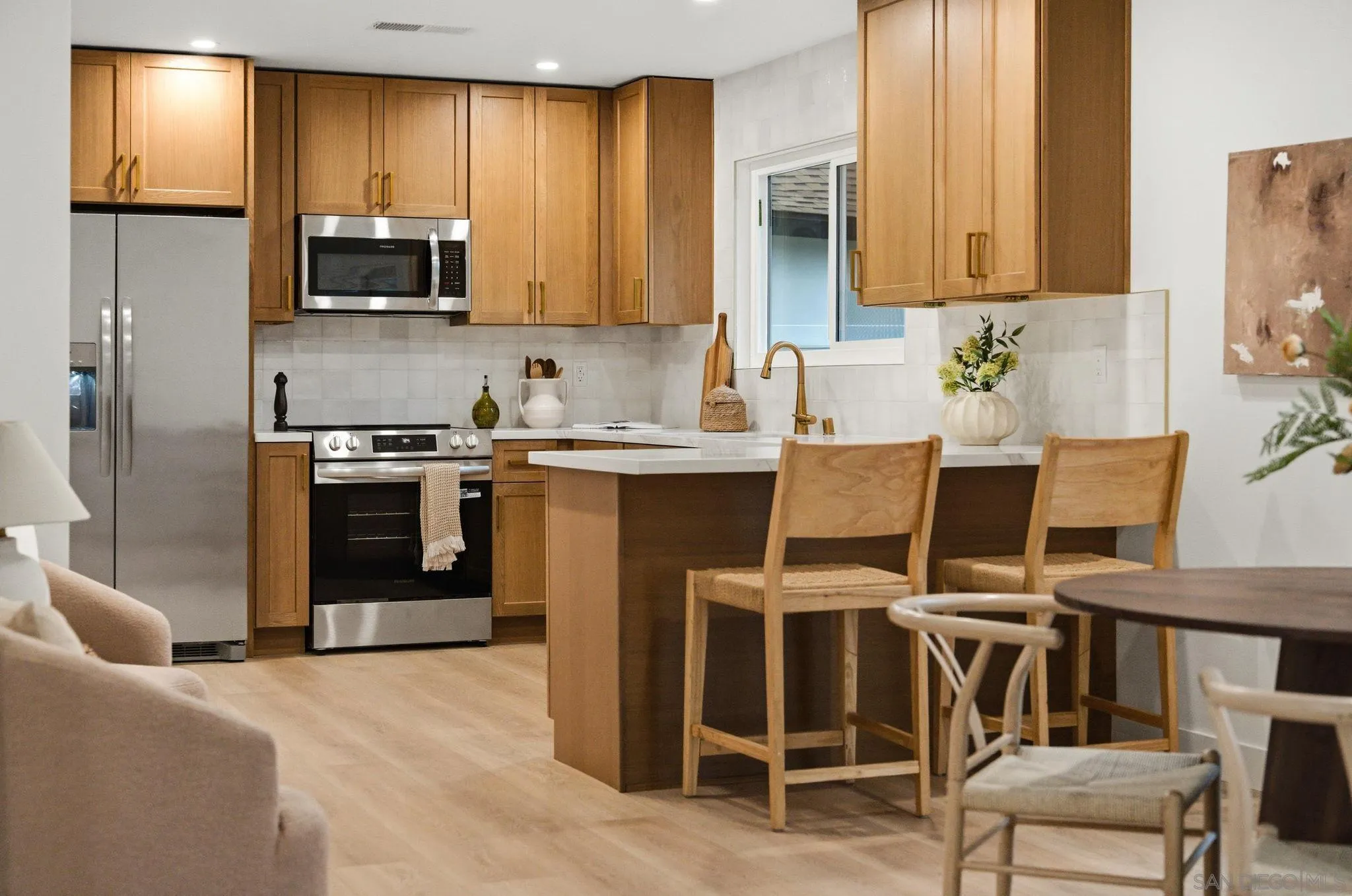 https://cdn.realtyfeed.com/cdn/127/260002289/9fb2544453e19569ec06976e20a4fede.webp