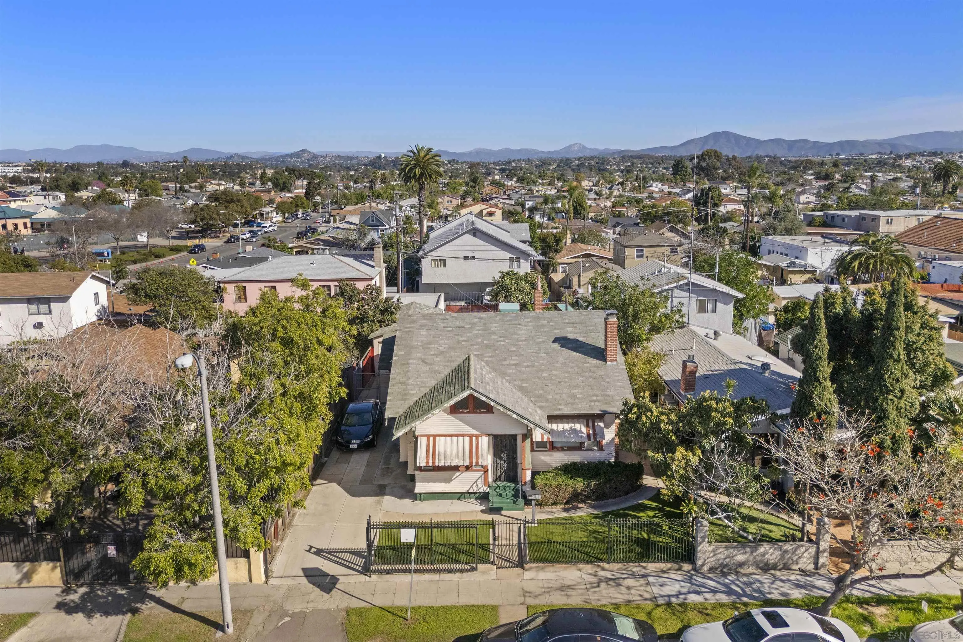 https://cdn.realtyfeed.com/cdn/127/260002292/126d13089d5f524d2c240e666b269b33.webp