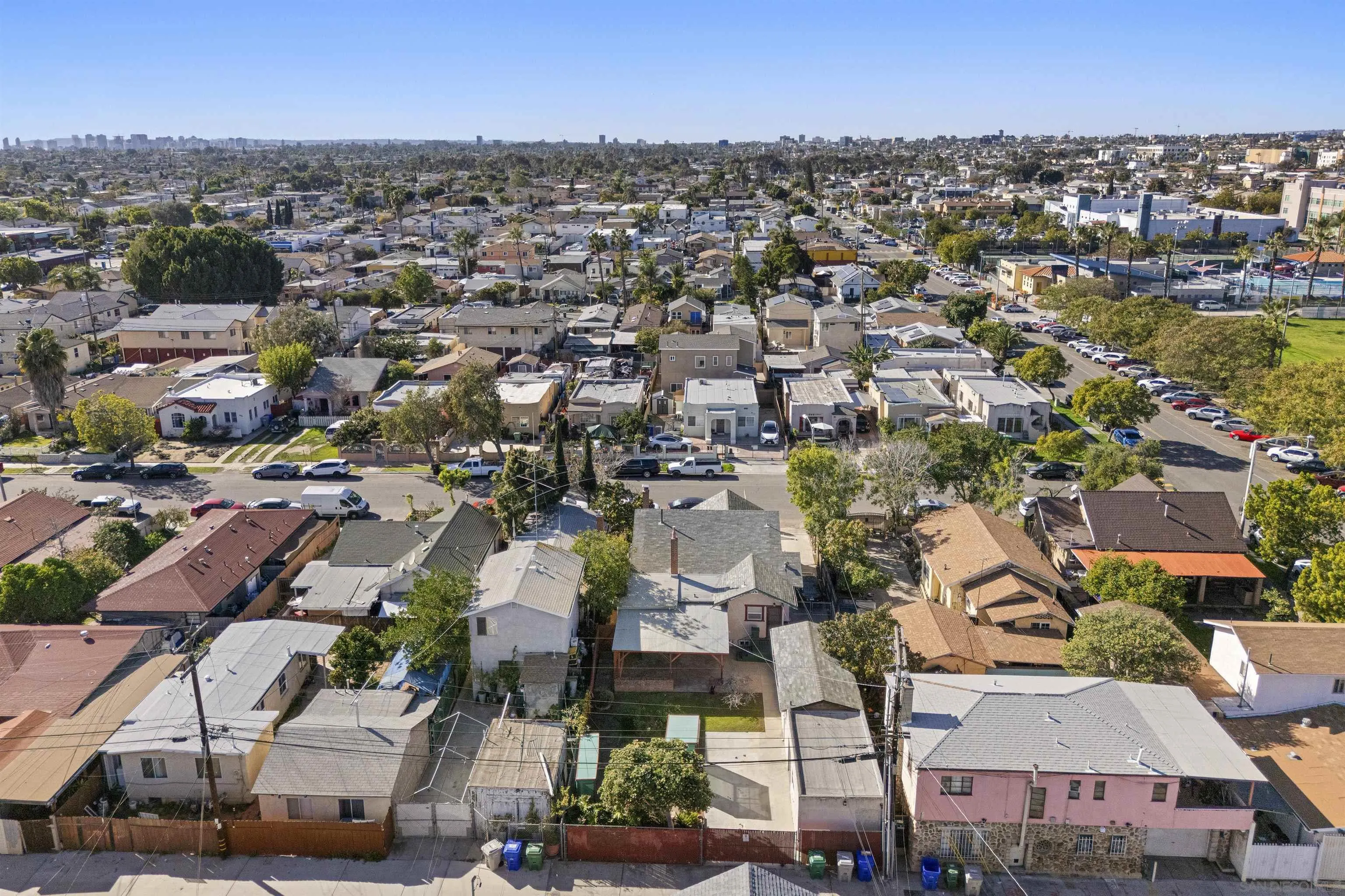 https://cdn.realtyfeed.com/cdn/127/260002292/ba1b866ea801820334766c7b62aa6d60.webp