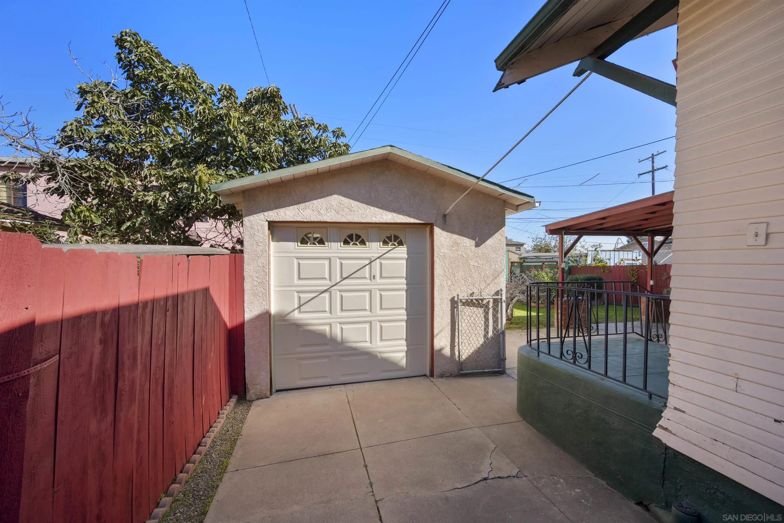 https://cdn.realtyfeed.com/cdn/127/260002292/c632ca4bd1249b2160bcbb0d12a80279.webp