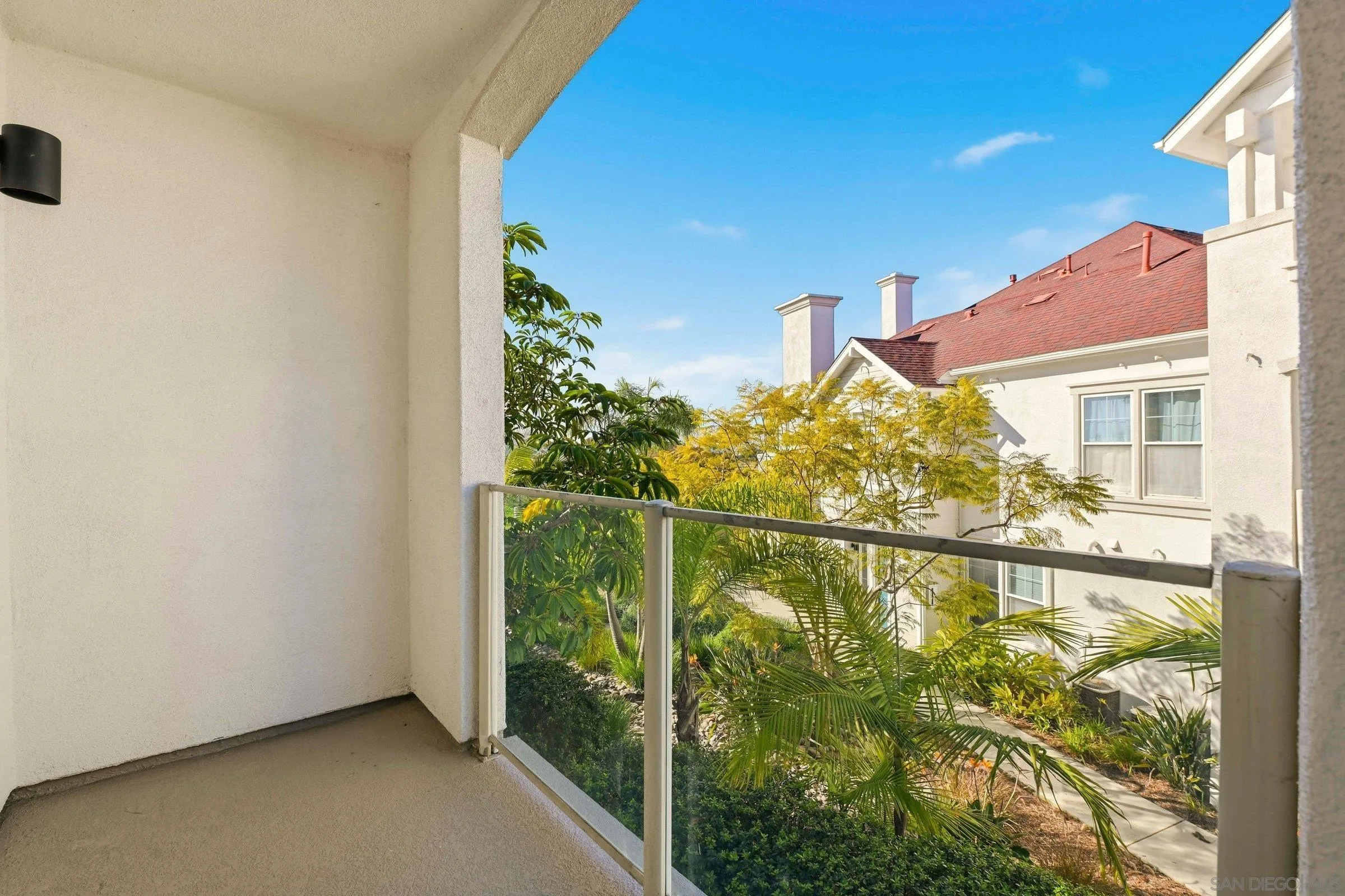 https://cdn.realtyfeed.com/cdn/127/260002296/921d057a31528f4b1dcf8d083ae0e918.webp