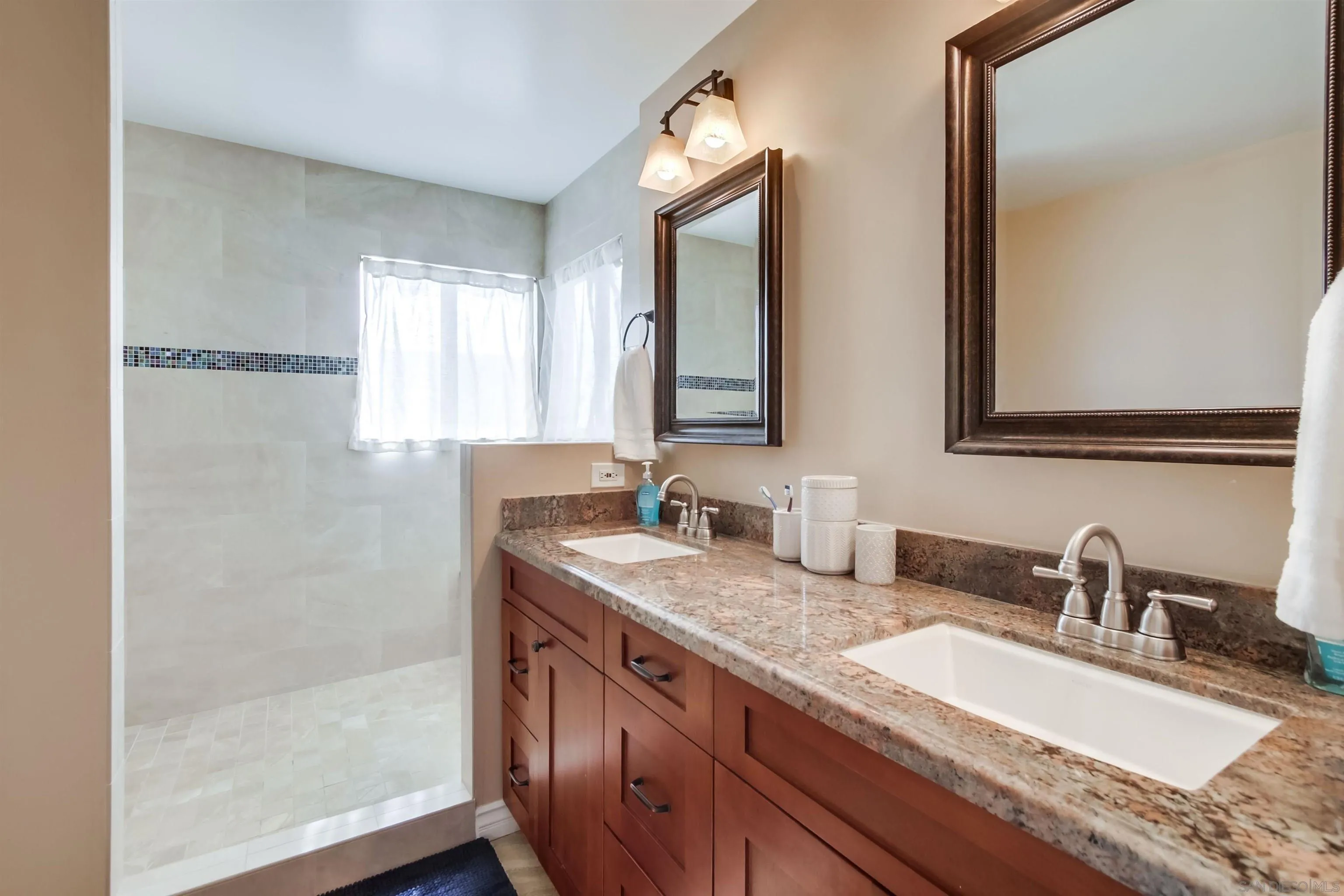 https://cdn.realtyfeed.com/cdn/127/260002299/20d48ed04d582609594e081f660d7fc6.webp