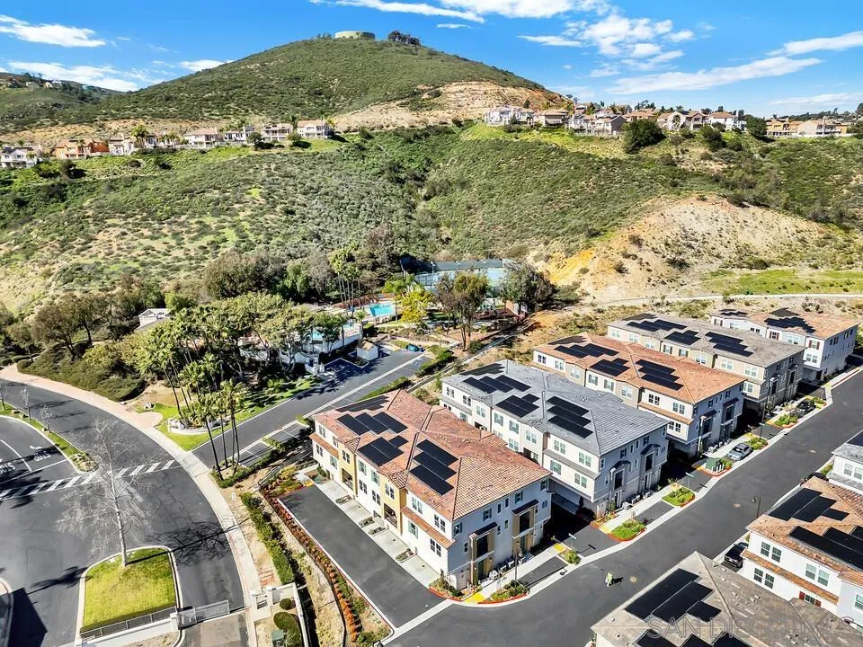 https://cdn.realtyfeed.com/cdn/127/260002300/6a62359014710574b890045751671d97.webp
