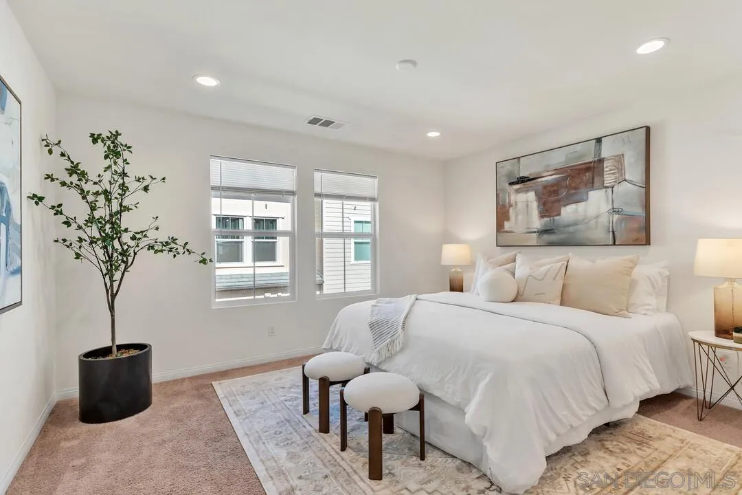 https://cdn.realtyfeed.com/cdn/127/260002300/6f0c932cb1639ee0a5260973125c6138.webp