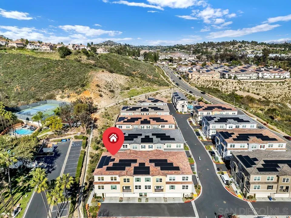https://cdn.realtyfeed.com/cdn/127/260002300/f9392c647c8fcde12b4938c8759392b6.webp